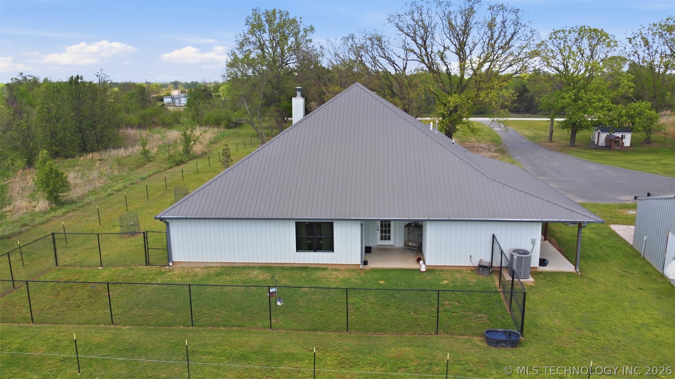 37810 E 211th Street S Porter OK 74454