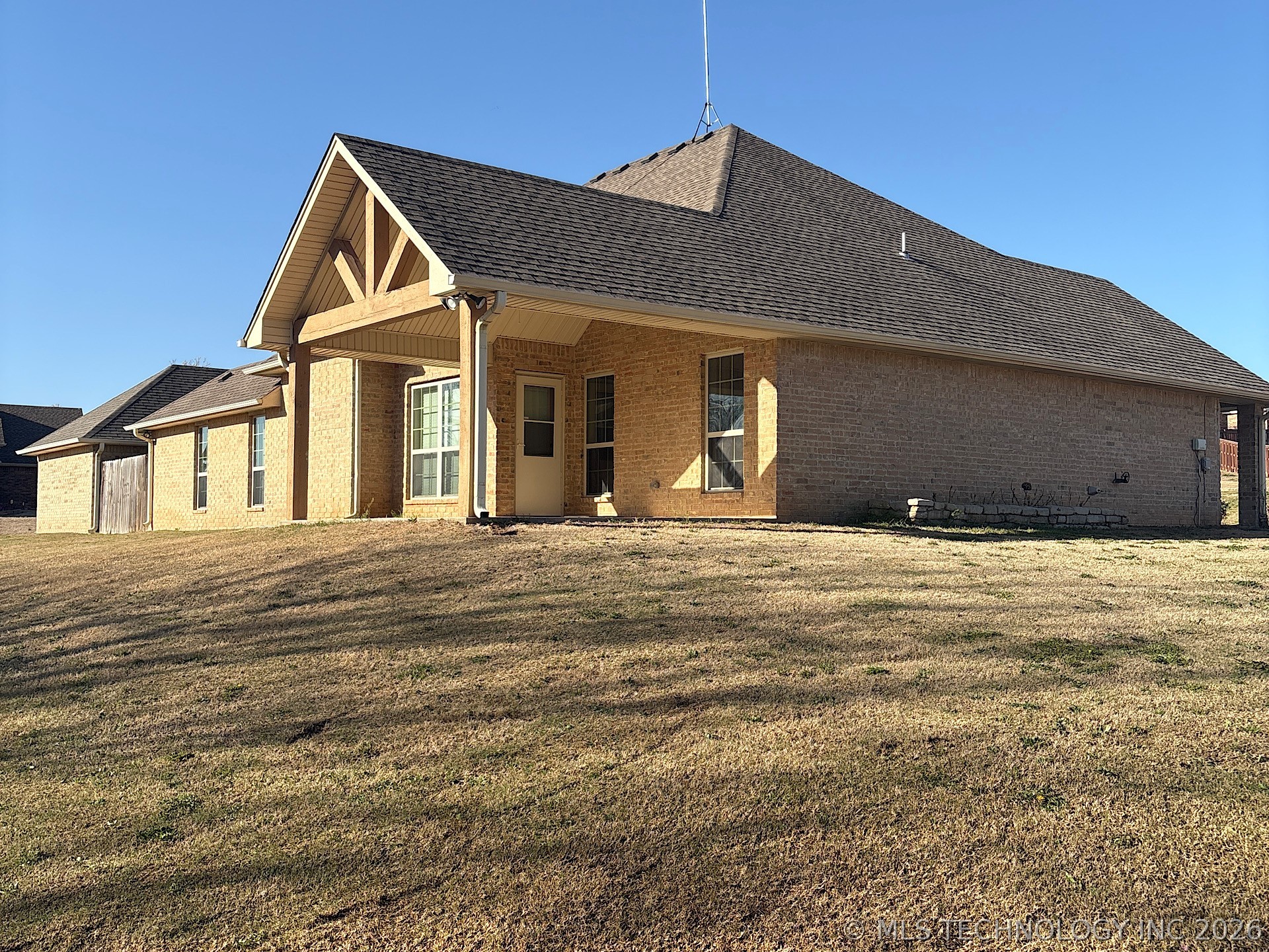 909 S Country Club Drive Cushing OK 74023