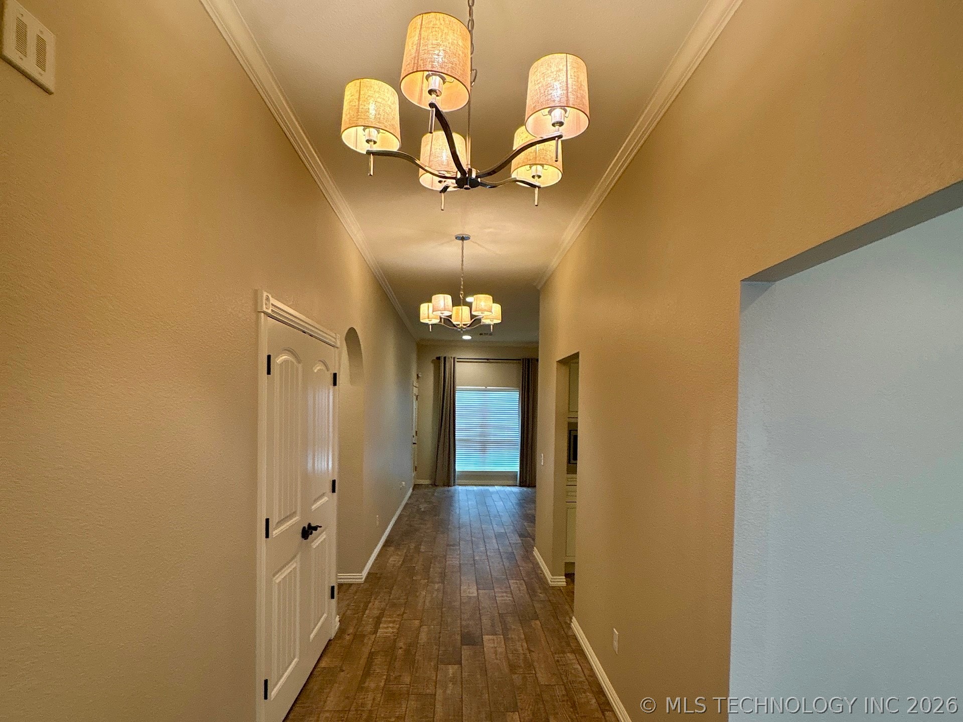 909 S Country Club Drive Cushing OK 74023