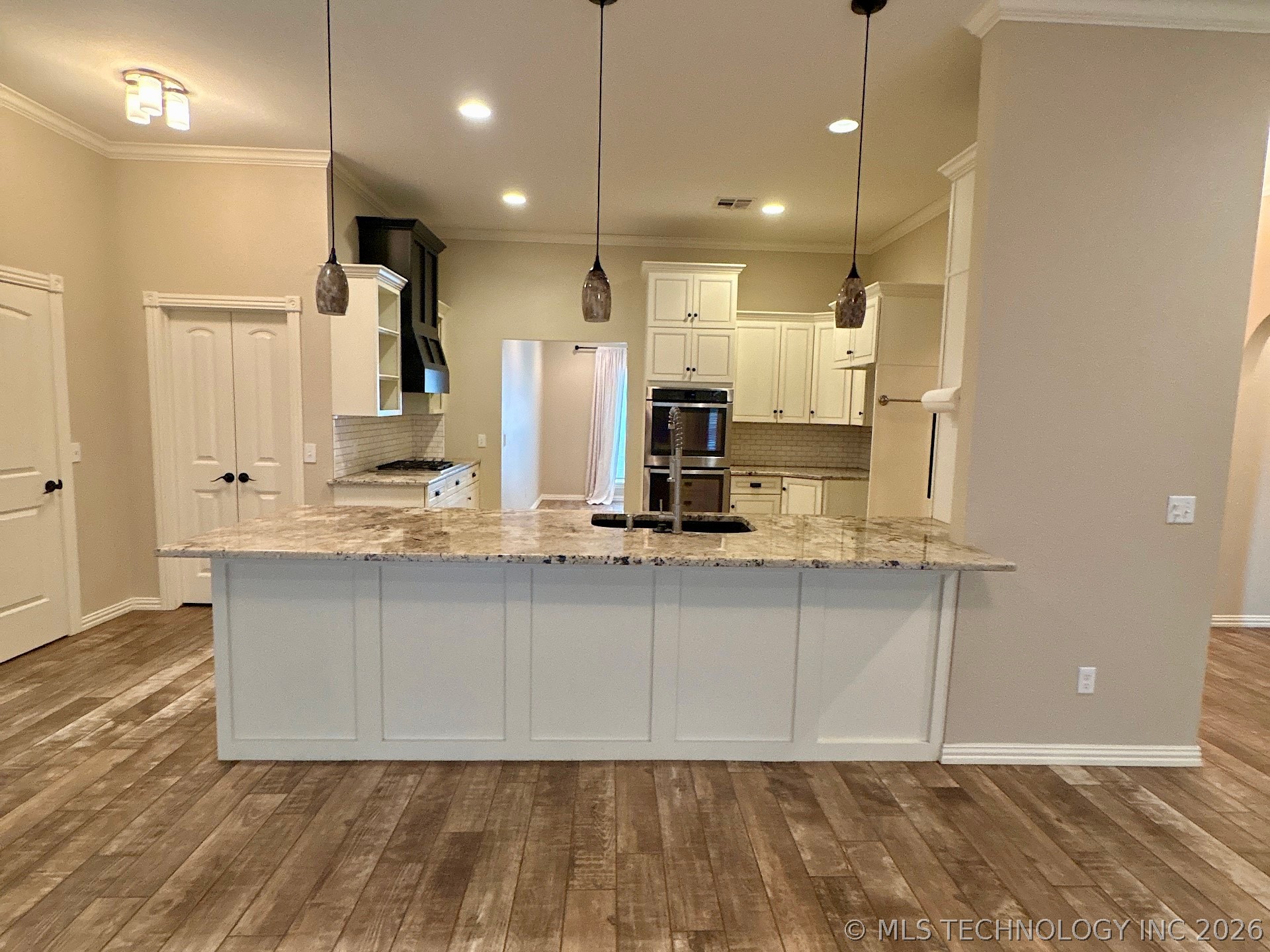 909 S Country Club Drive Cushing OK 74023