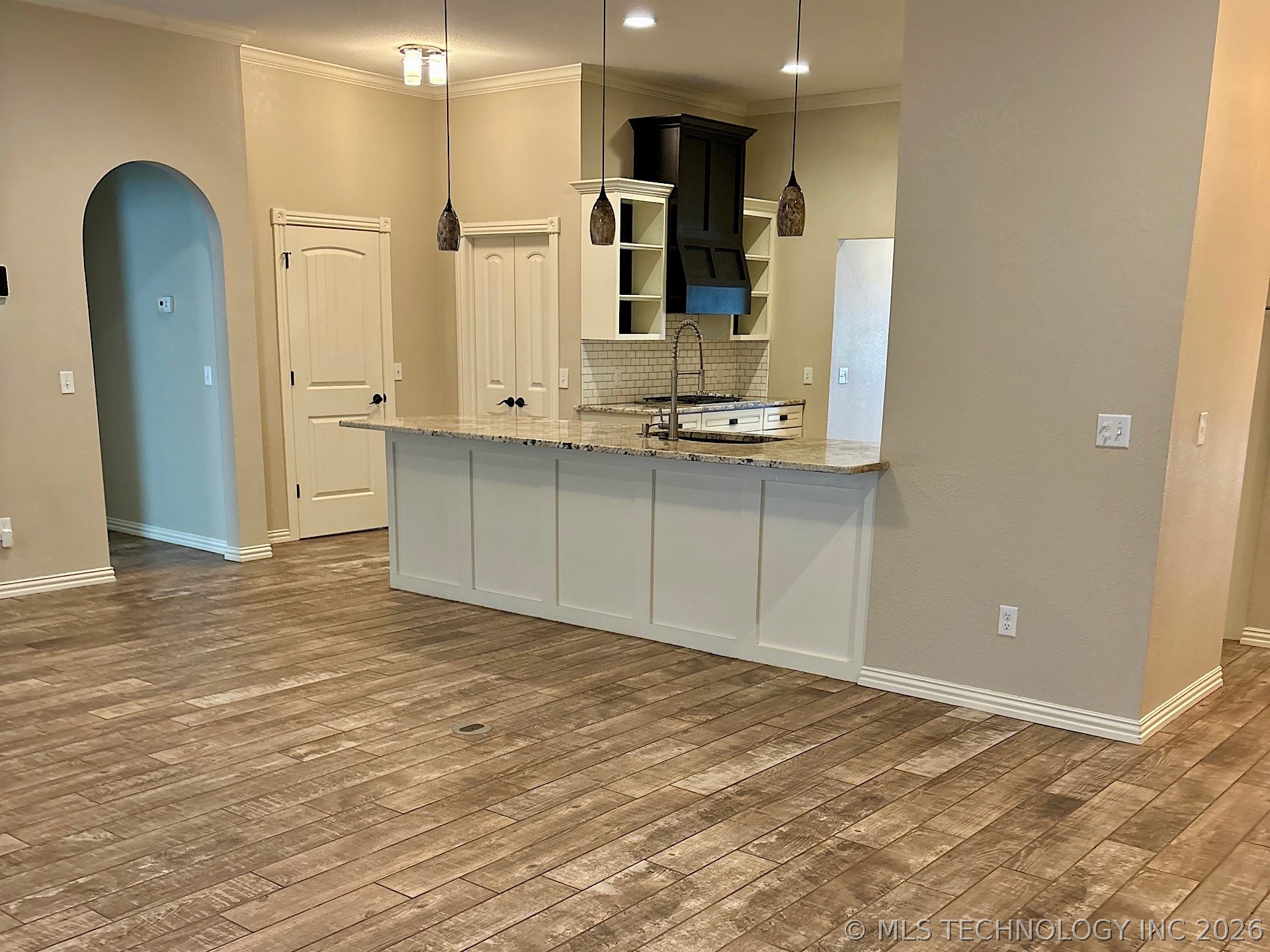 909 S Country Club Drive Cushing OK 74023
