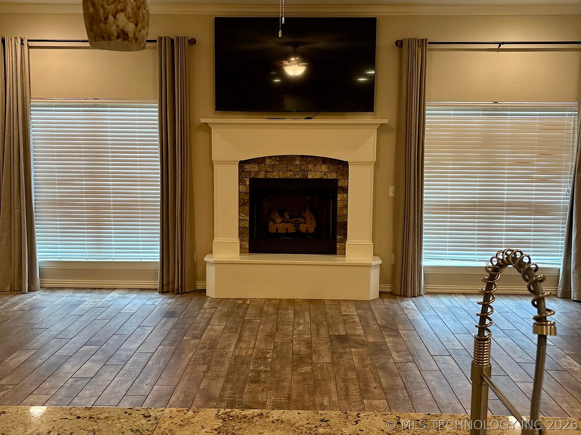 909 S Country Club Drive Cushing OK 74023