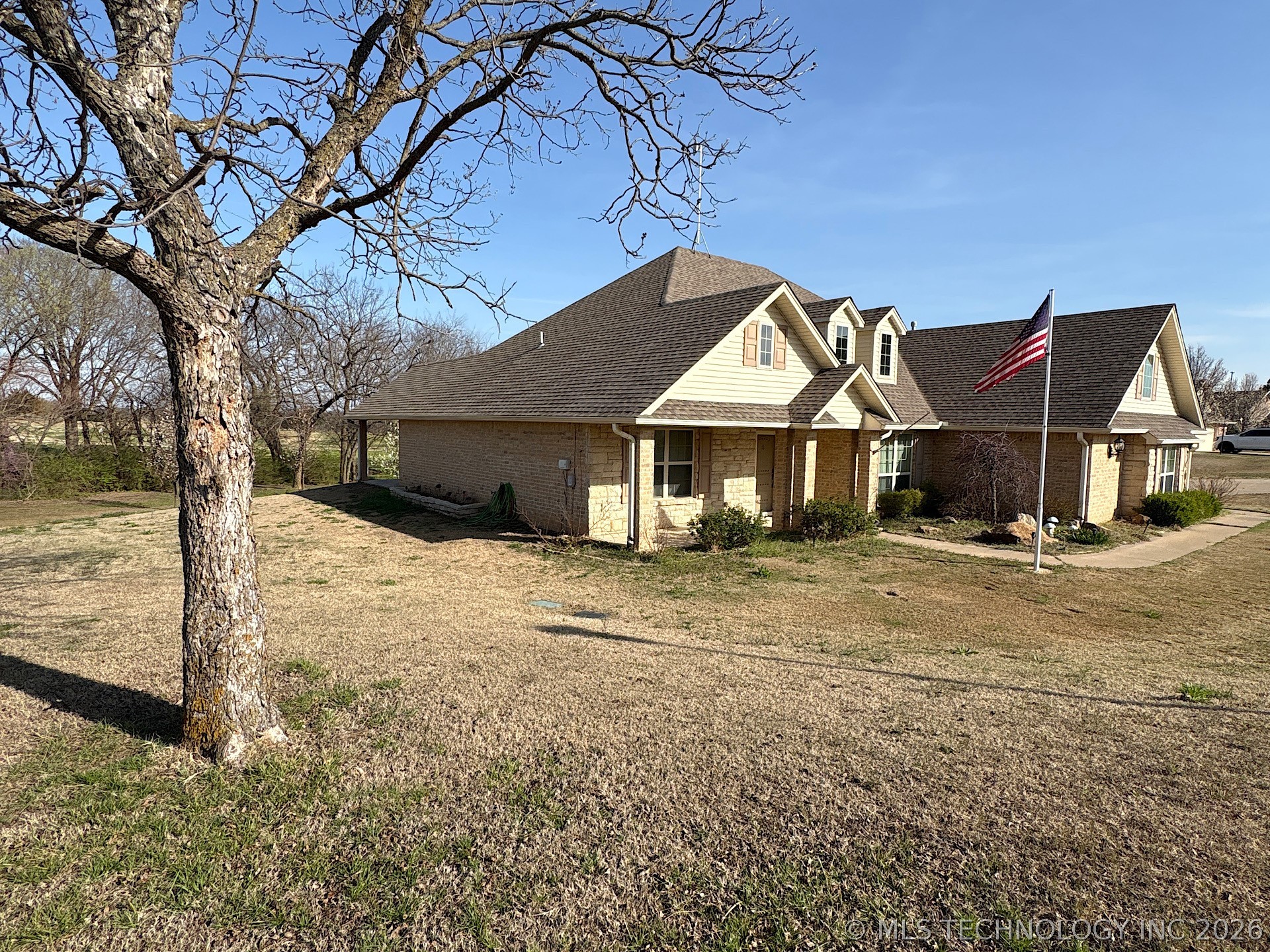 909 S Country Club Drive Cushing OK 74023