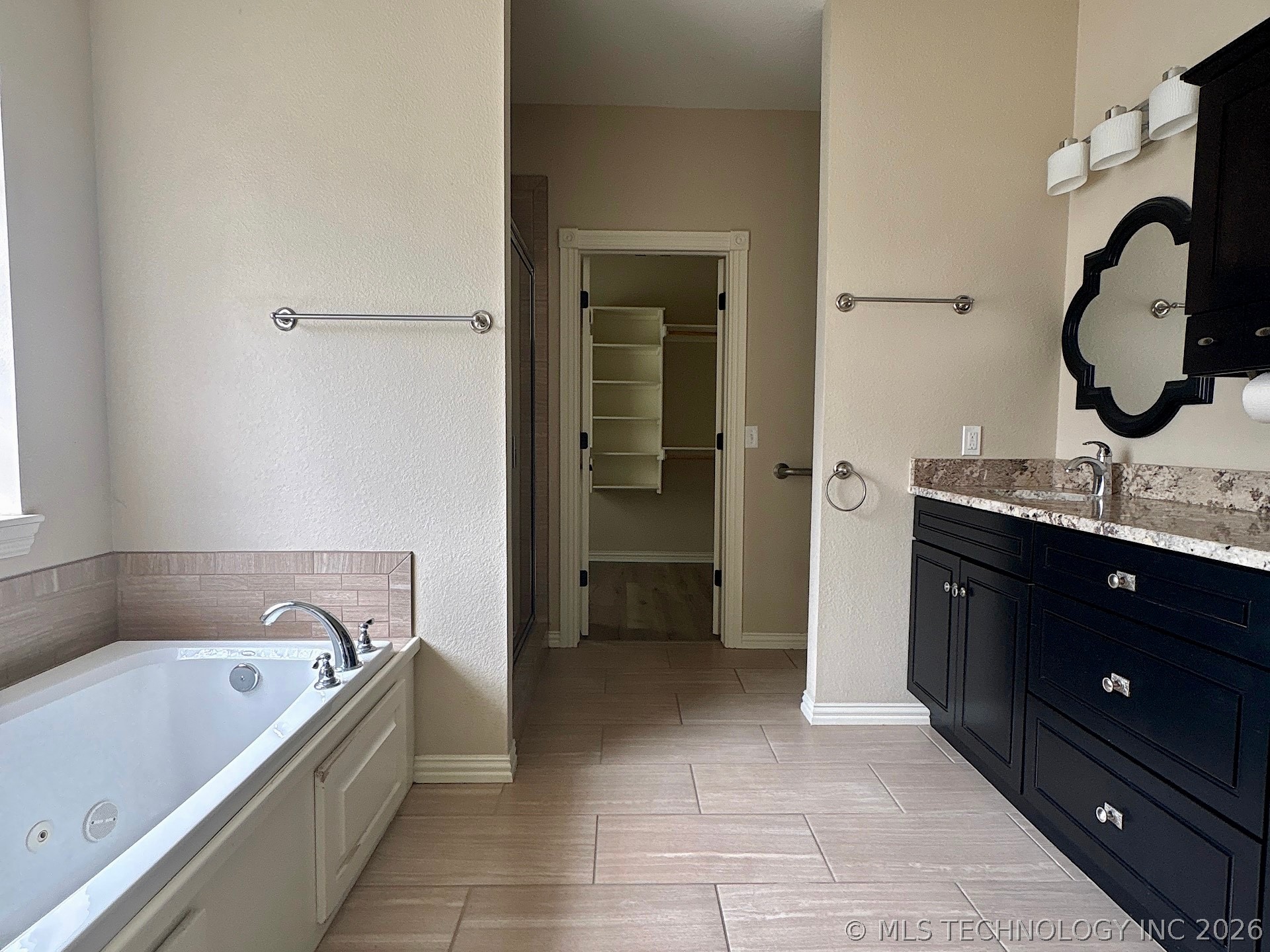 909 S Country Club Drive Cushing OK 74023