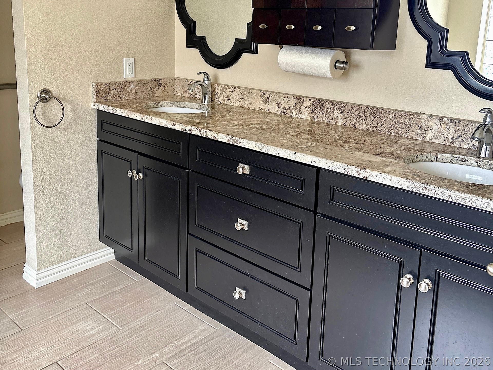 909 S Country Club Drive Cushing OK 74023