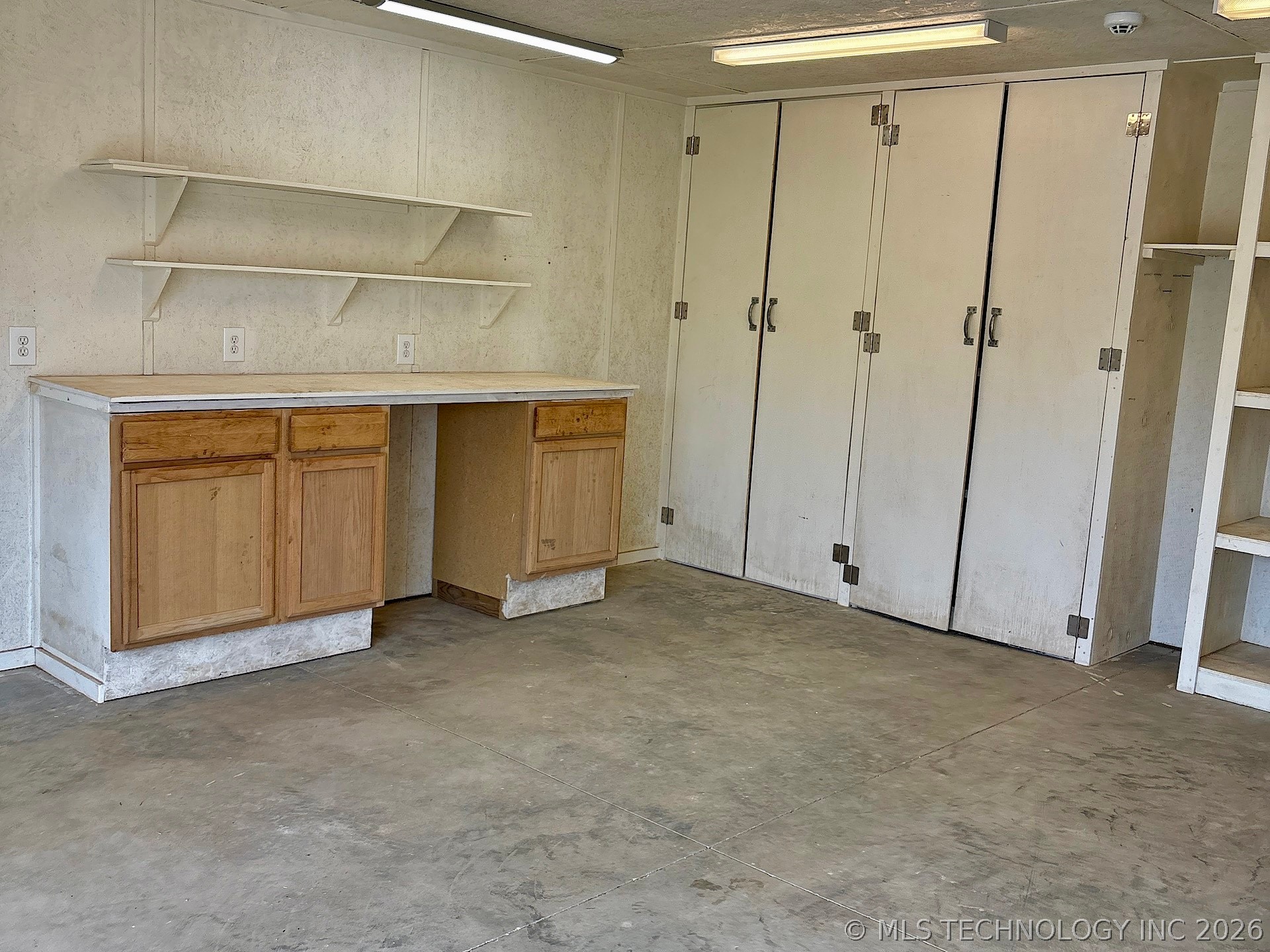 909 S Country Club Drive Cushing OK 74023