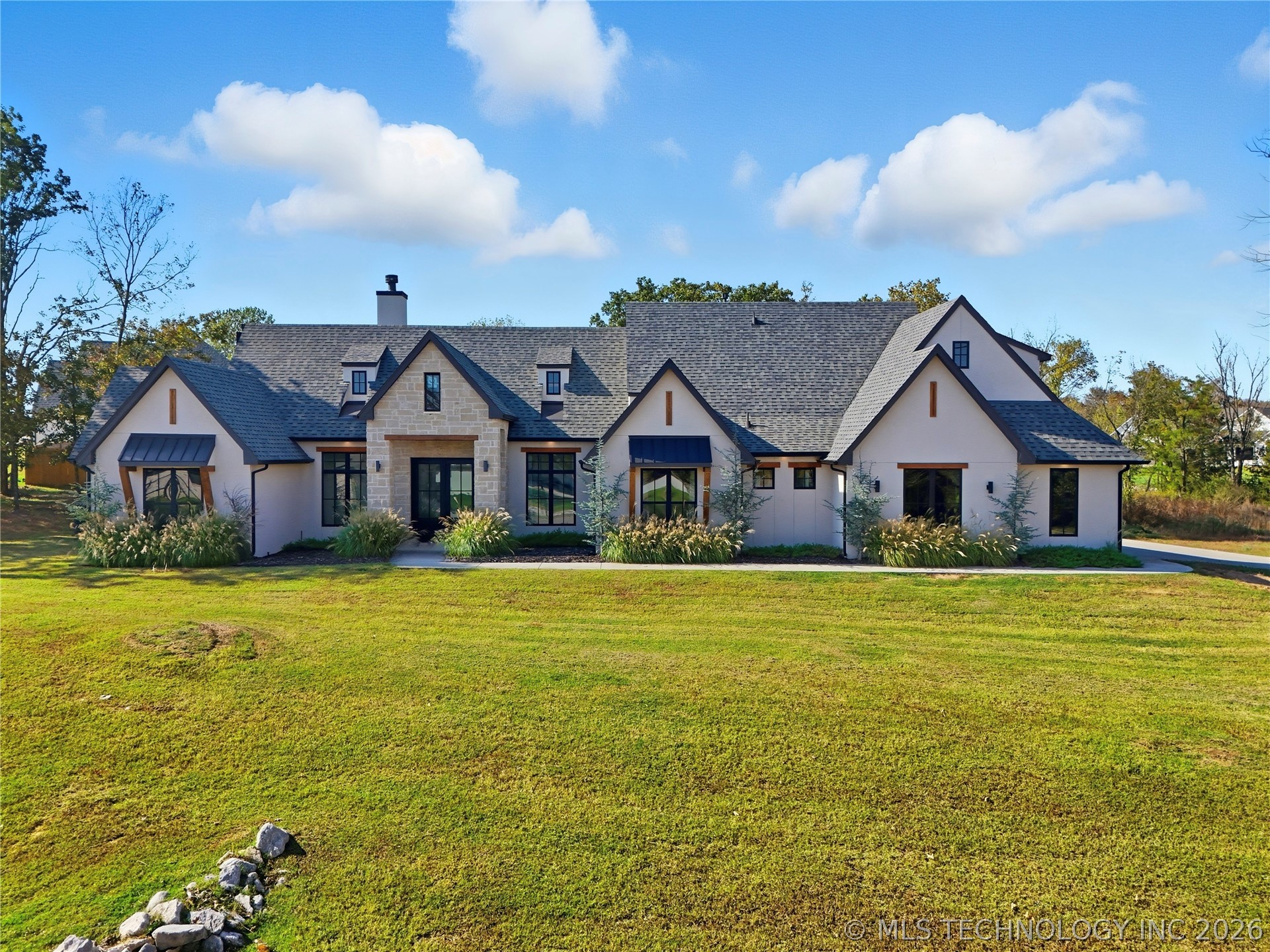 2714 Falls Bend Drive Sapulpa OK 74066