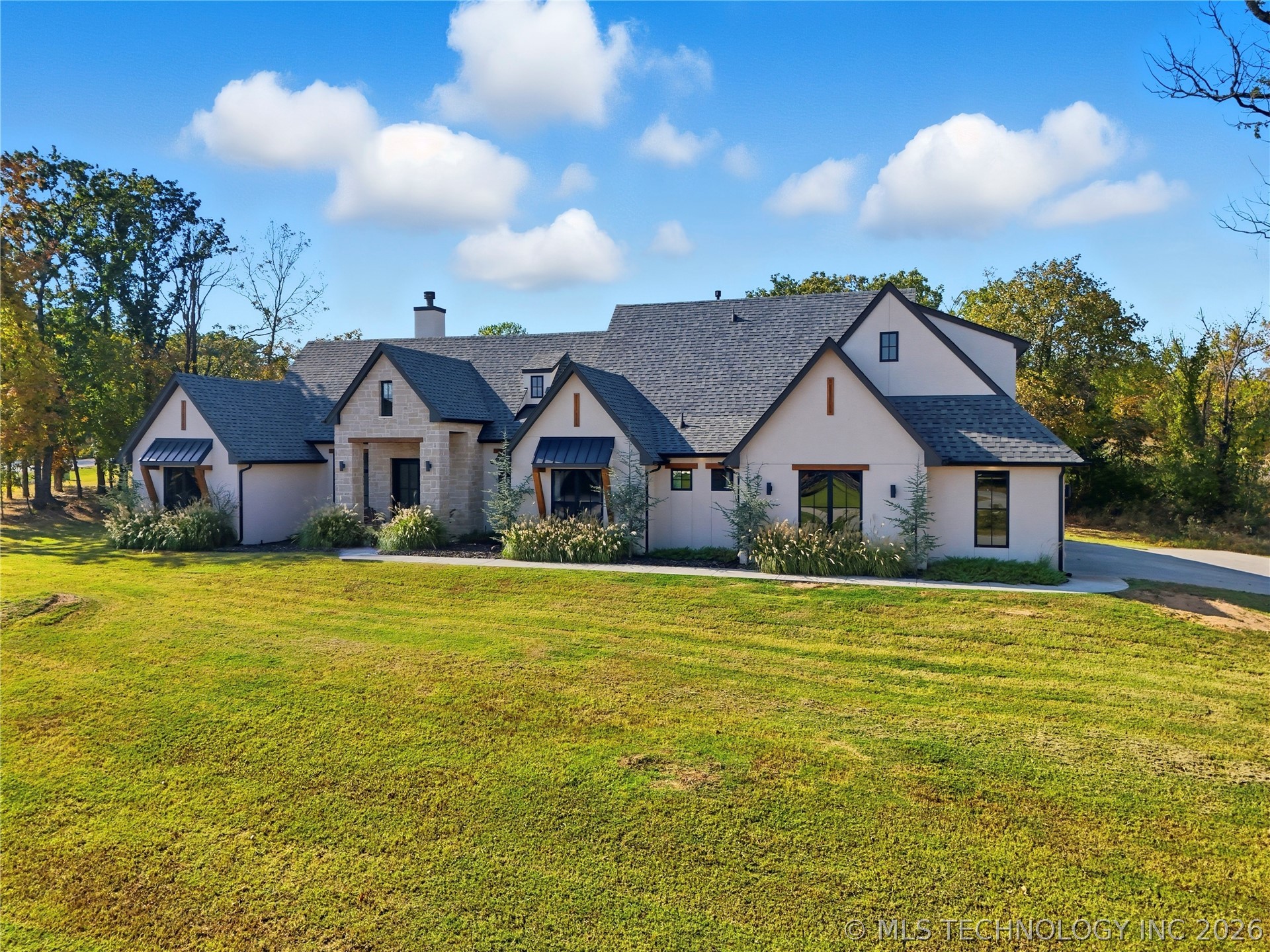 2714 Falls Bend Drive Sapulpa OK 74066
