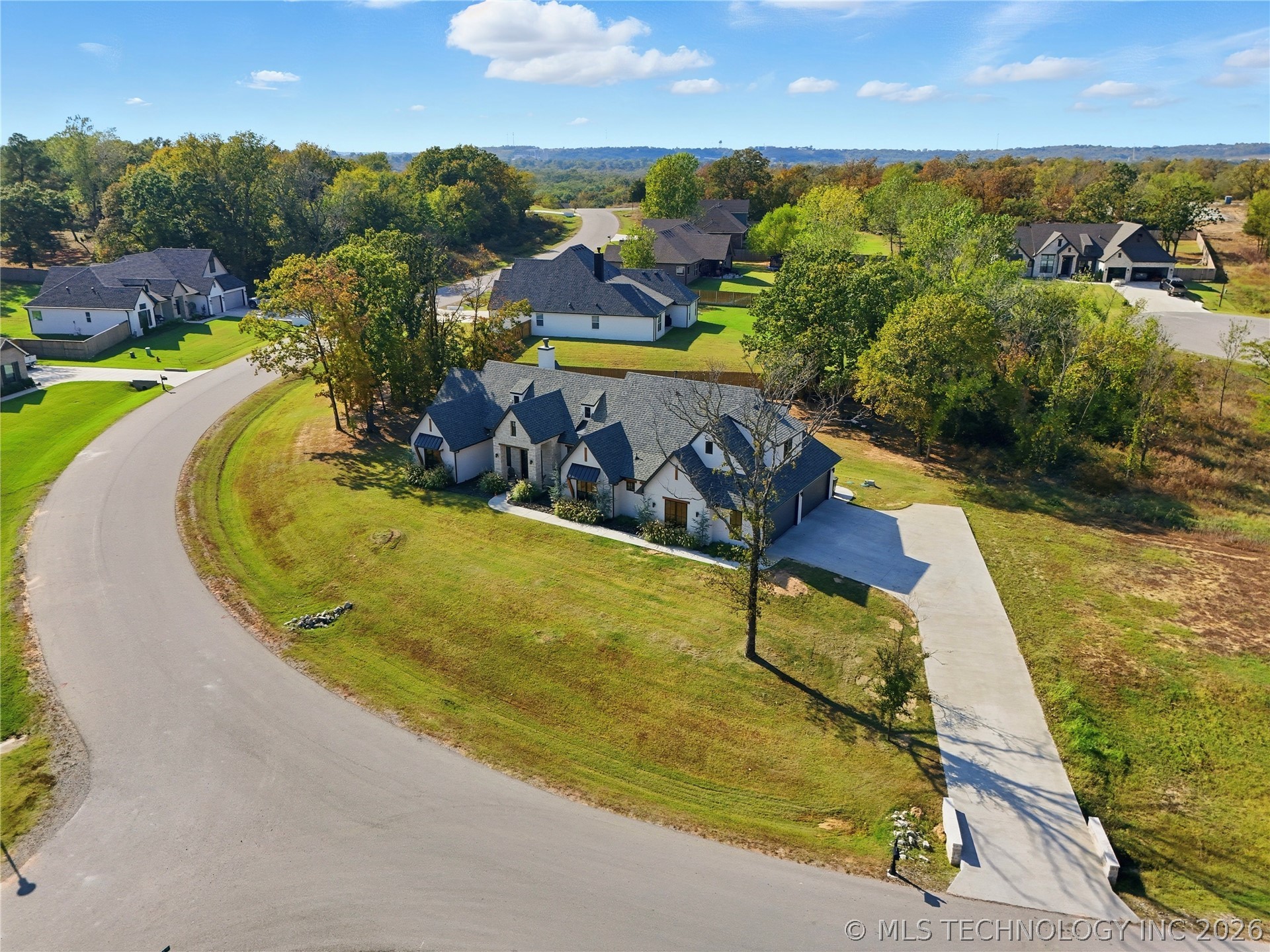 2714 Falls Bend Drive Sapulpa OK 74066