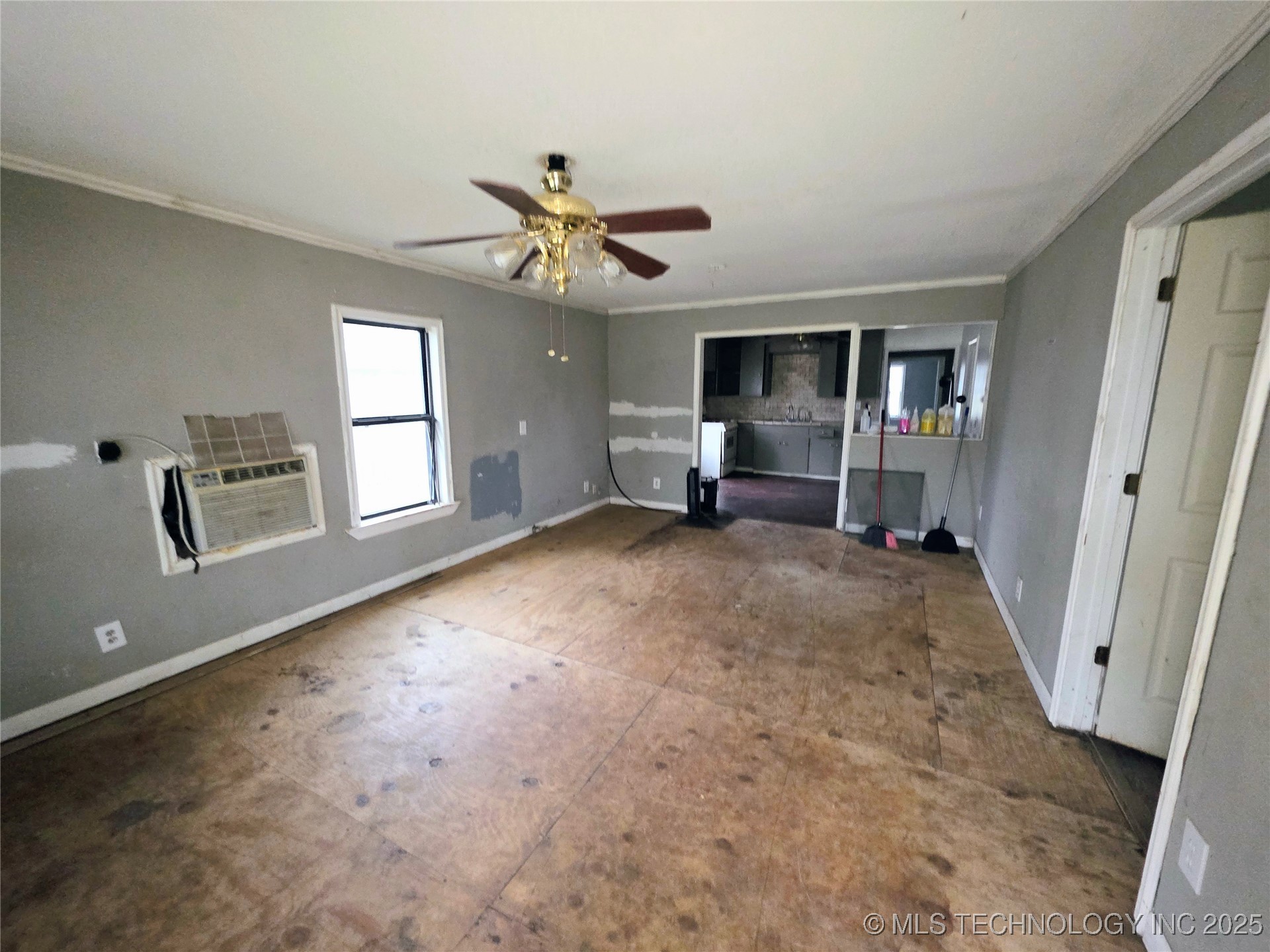 114 E Elm Street Haskell OK 74436