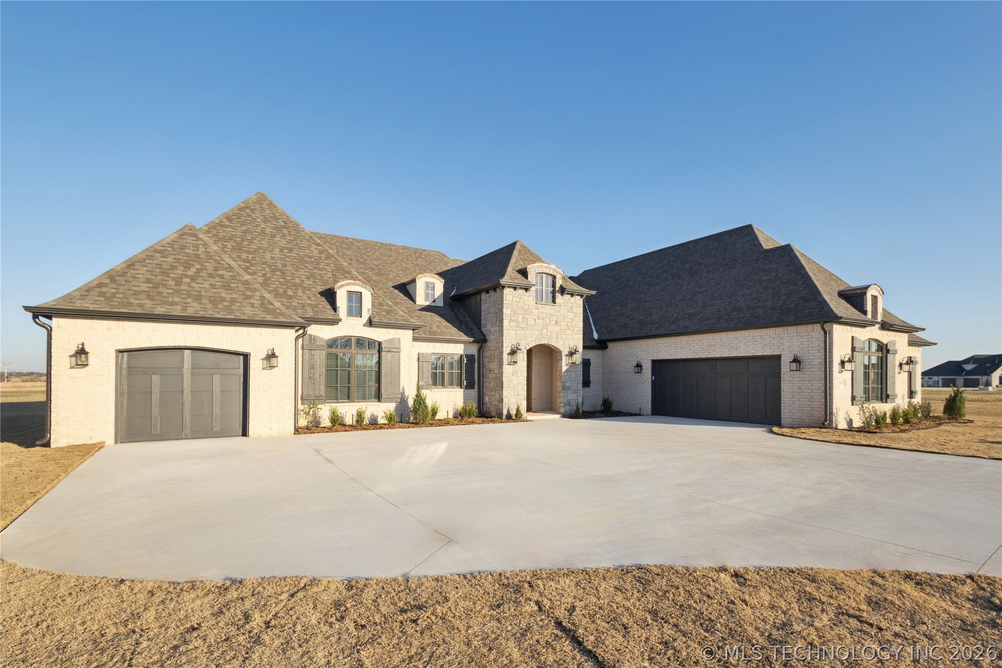 8167 S White Fang Court Broken Arrow OK 74014