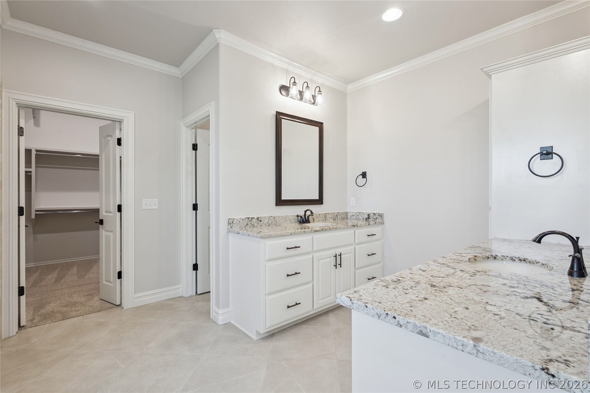 8167 S White Fang Court Broken Arrow OK 74014