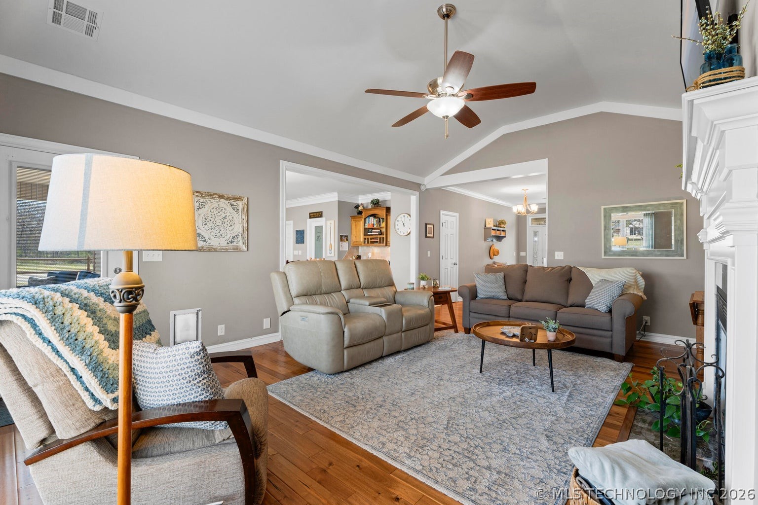 903 E 10th Street Grove OK 74344