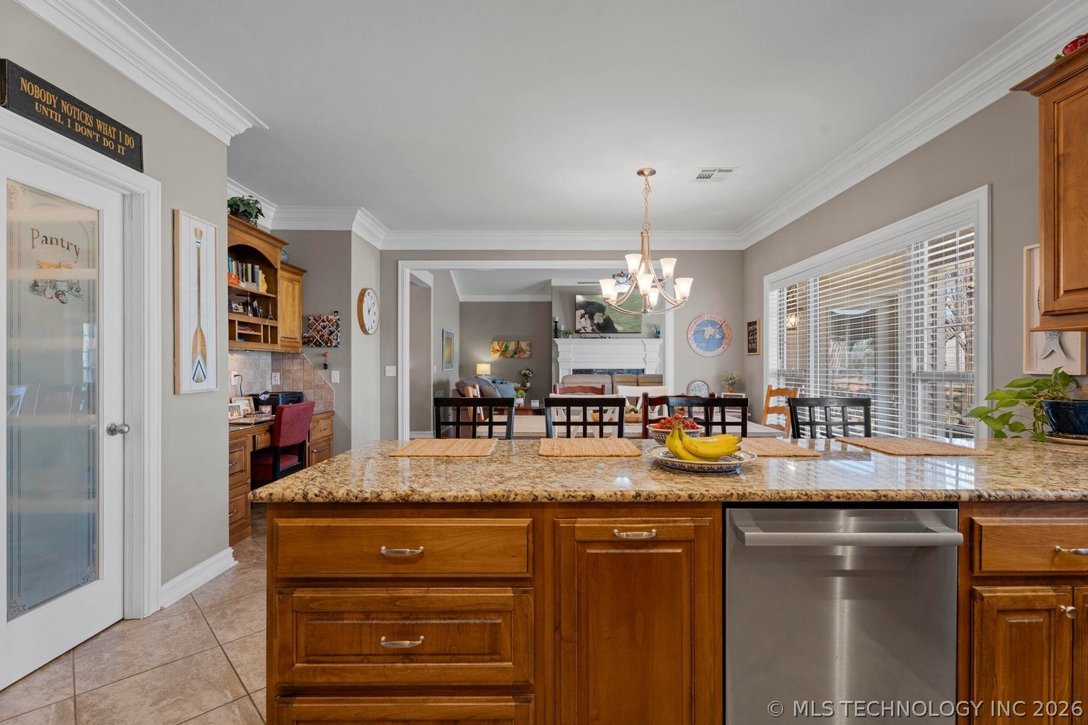 903 E 10th Street Grove OK 74344