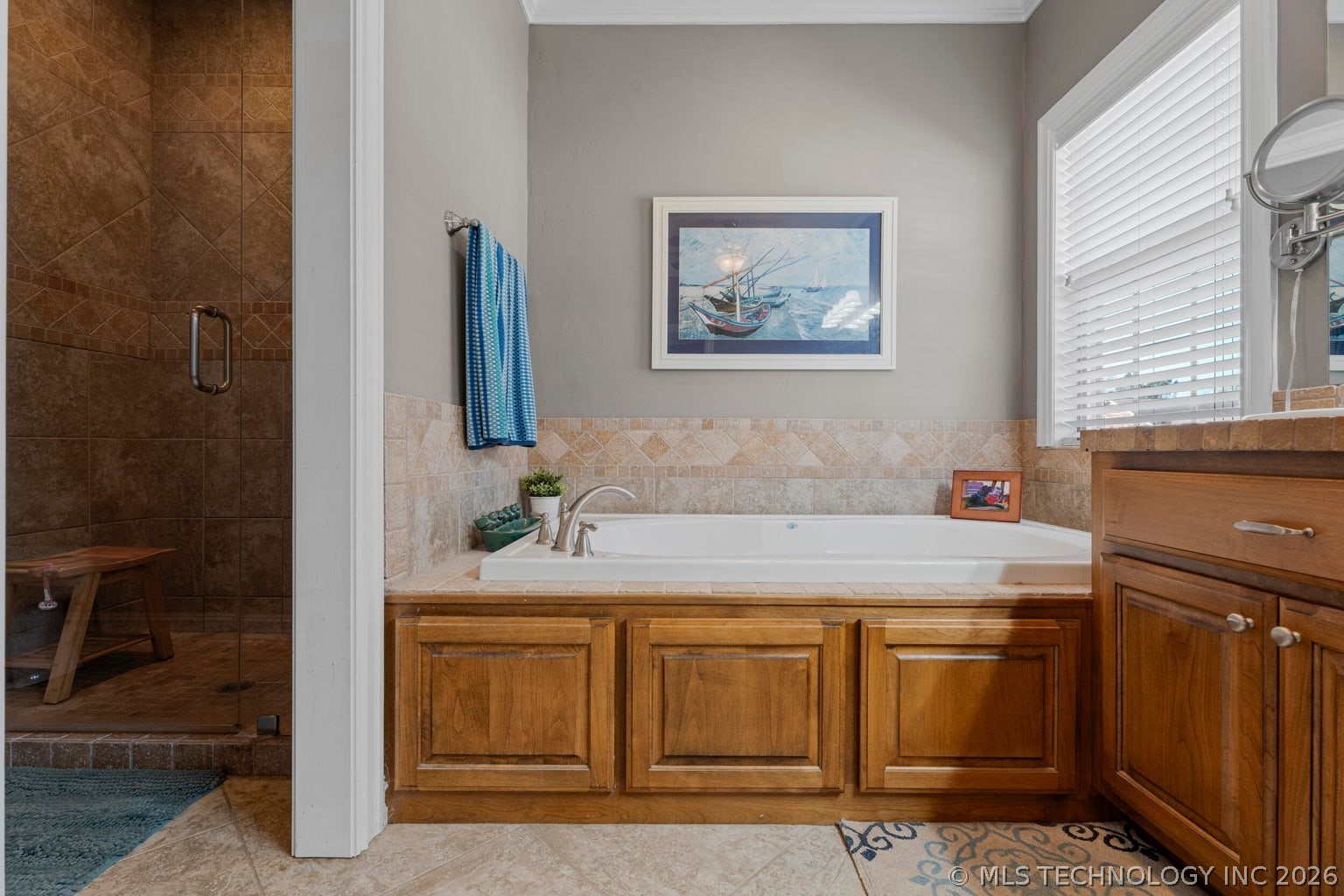903 E 10th Street Grove OK 74344