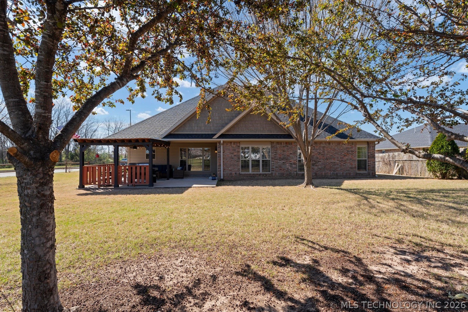 903 E 10th Street Grove OK 74344