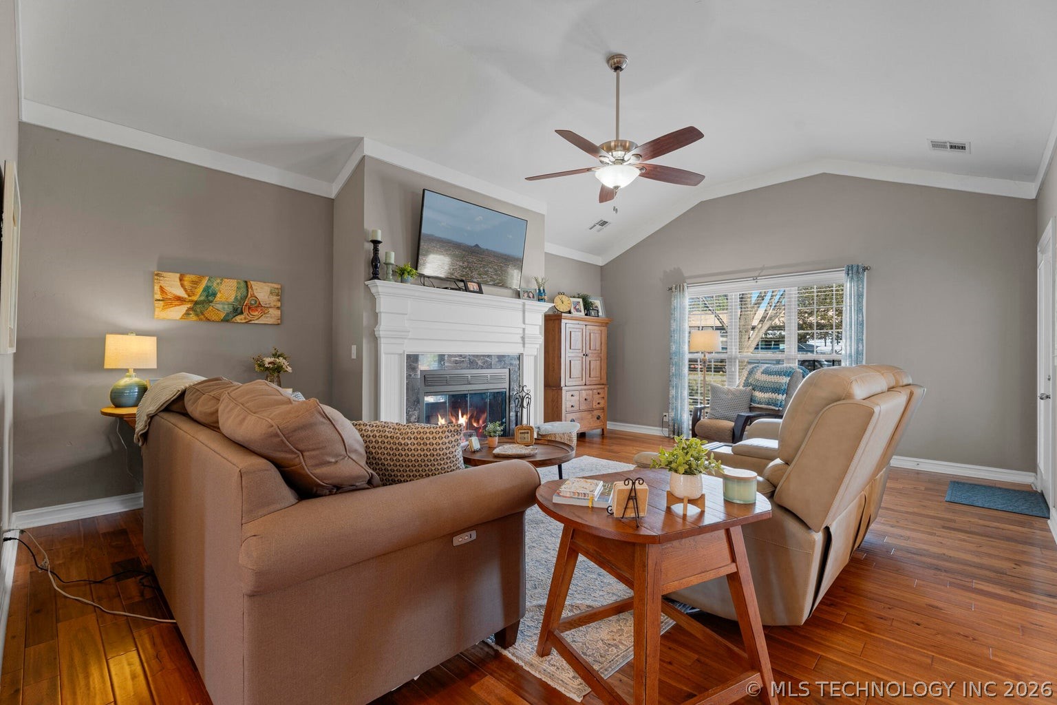 903 E 10th Street Grove OK 74344