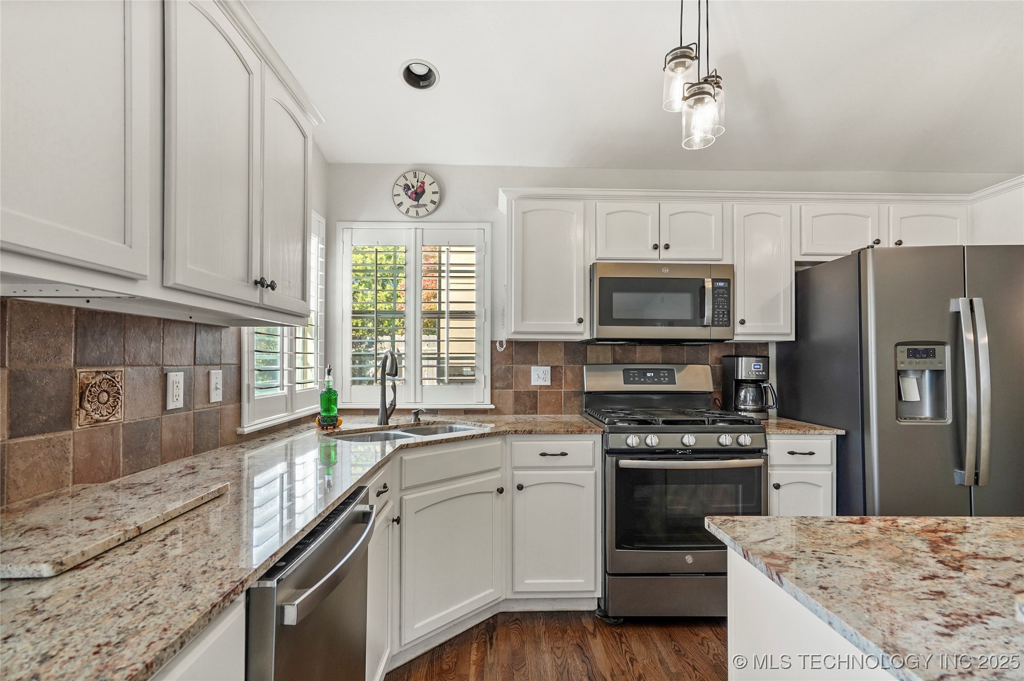 3033 W Oakland Street Broken Arrow OK 74012