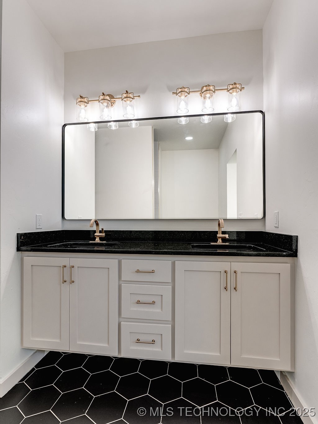 17461 County Road 3539 Ada OK 74820