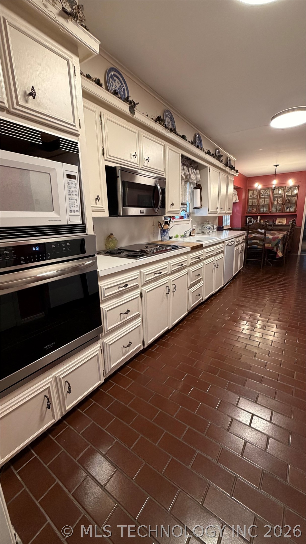 5826 S 79th Eastavenue Tulsa OK 74145