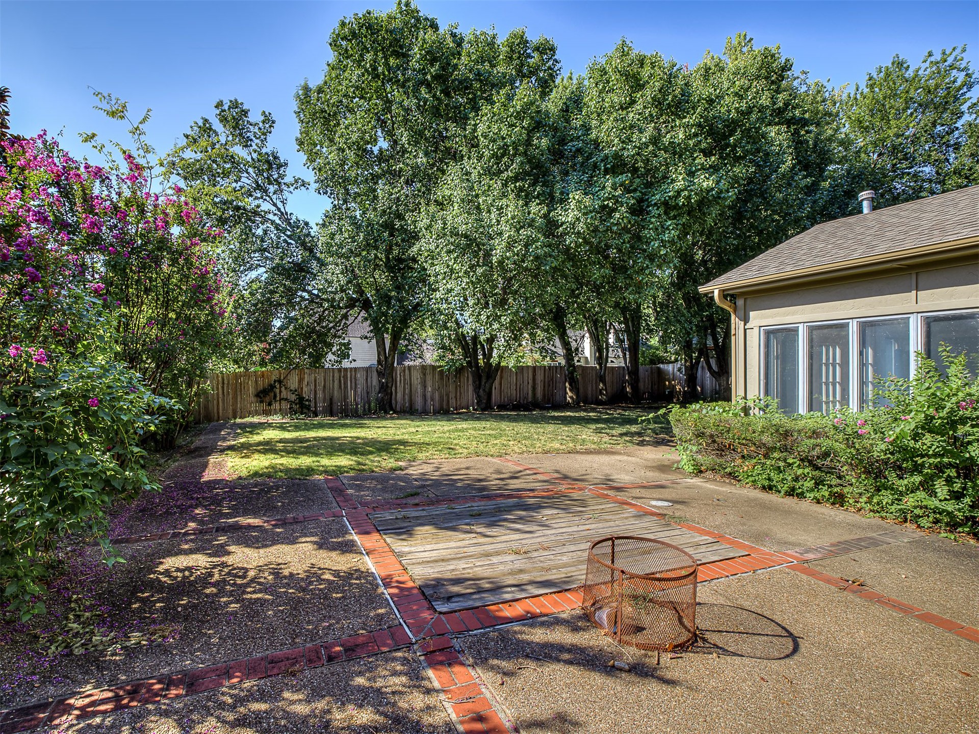 6536 E 85th Street Tulsa OK 74133