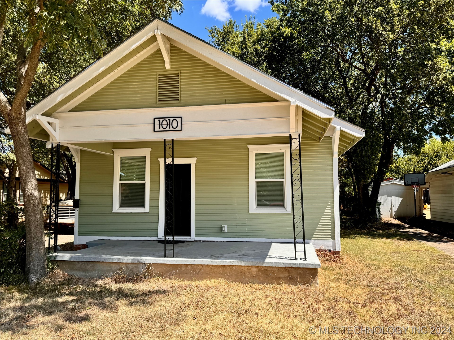 1010 NW Burch Ardmore OK 73401