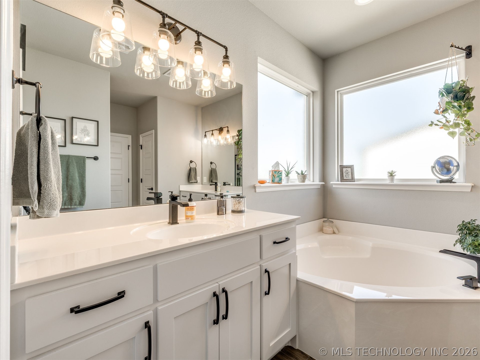 705 W 53rd Street Sand Springs OK 74063