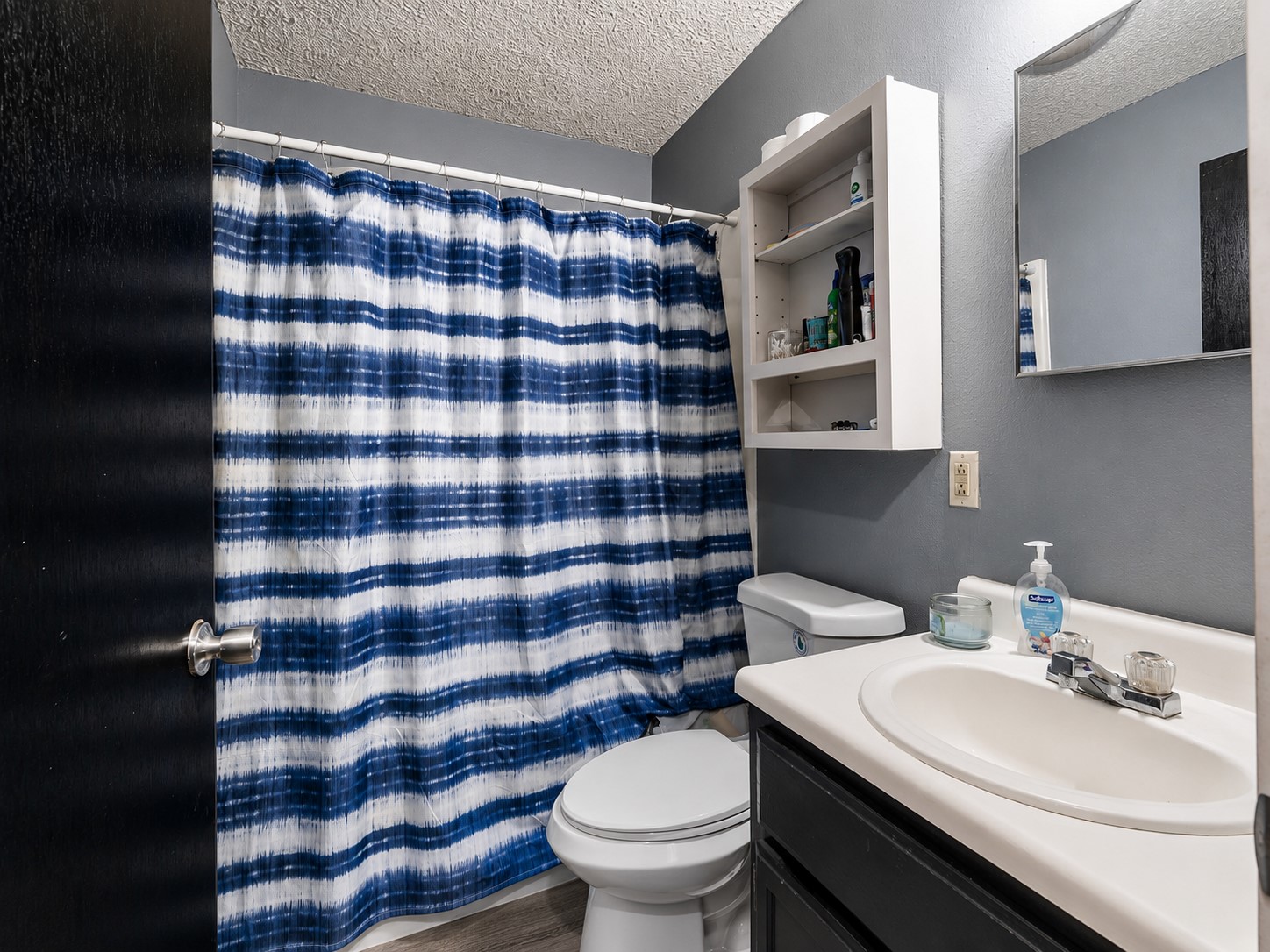 427 W Walnut Avenue Oaks OK 74359