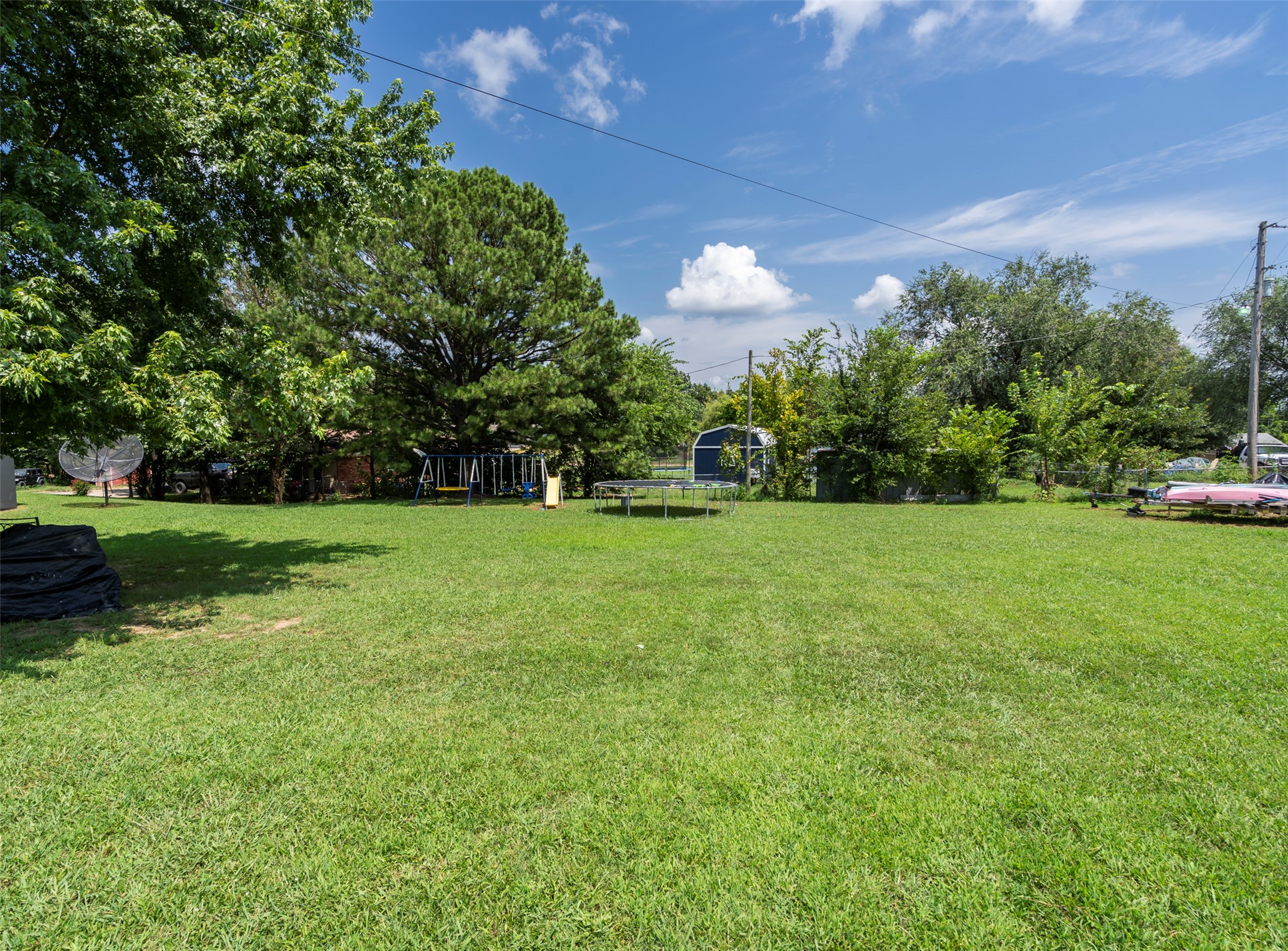 427 W Walnut Avenue Oaks OK 74359