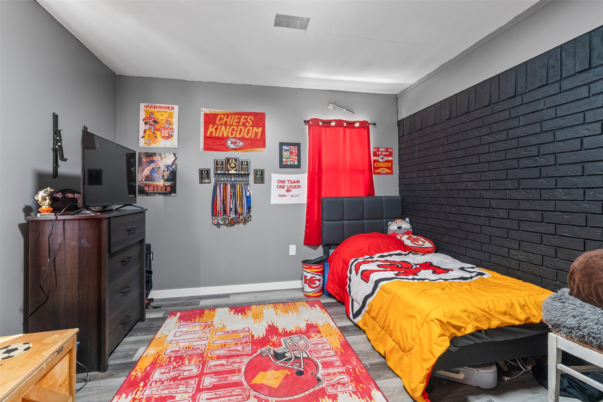 427 W Walnut Avenue Oaks OK 74359