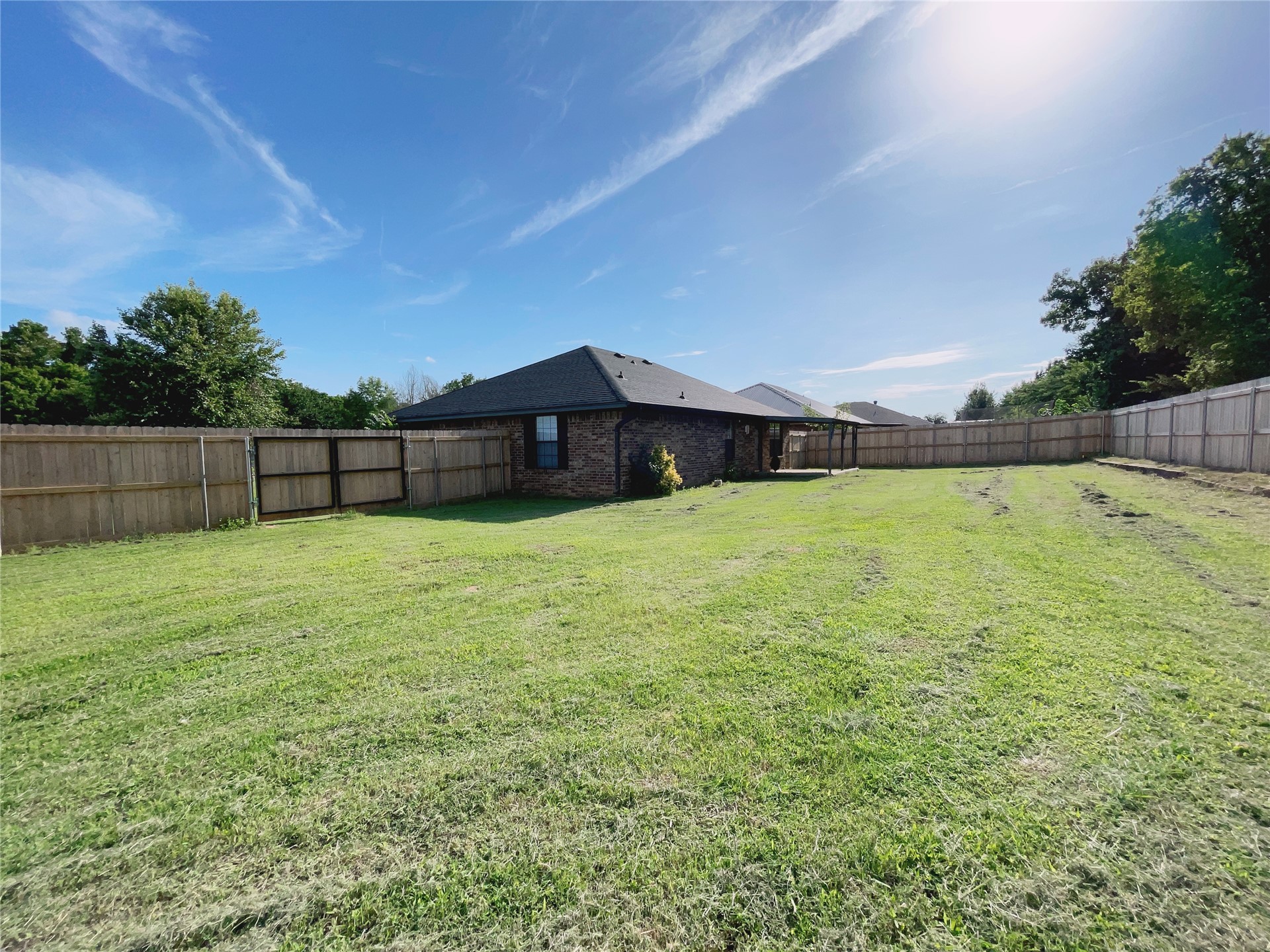 102 Northridge Durant OK 74701