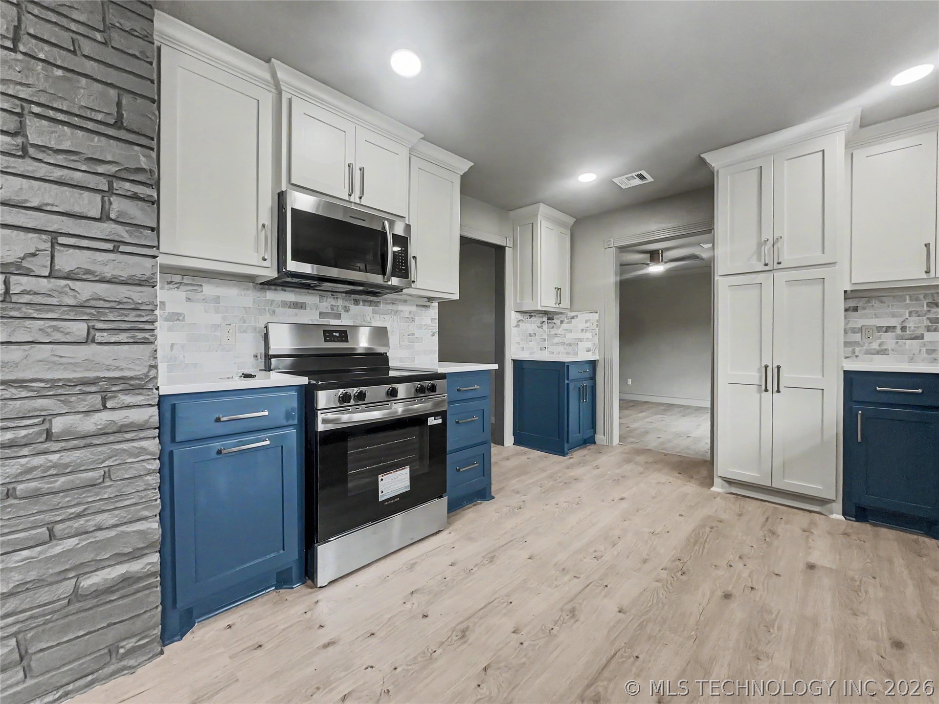 1421 E 18th Ada OK 74820