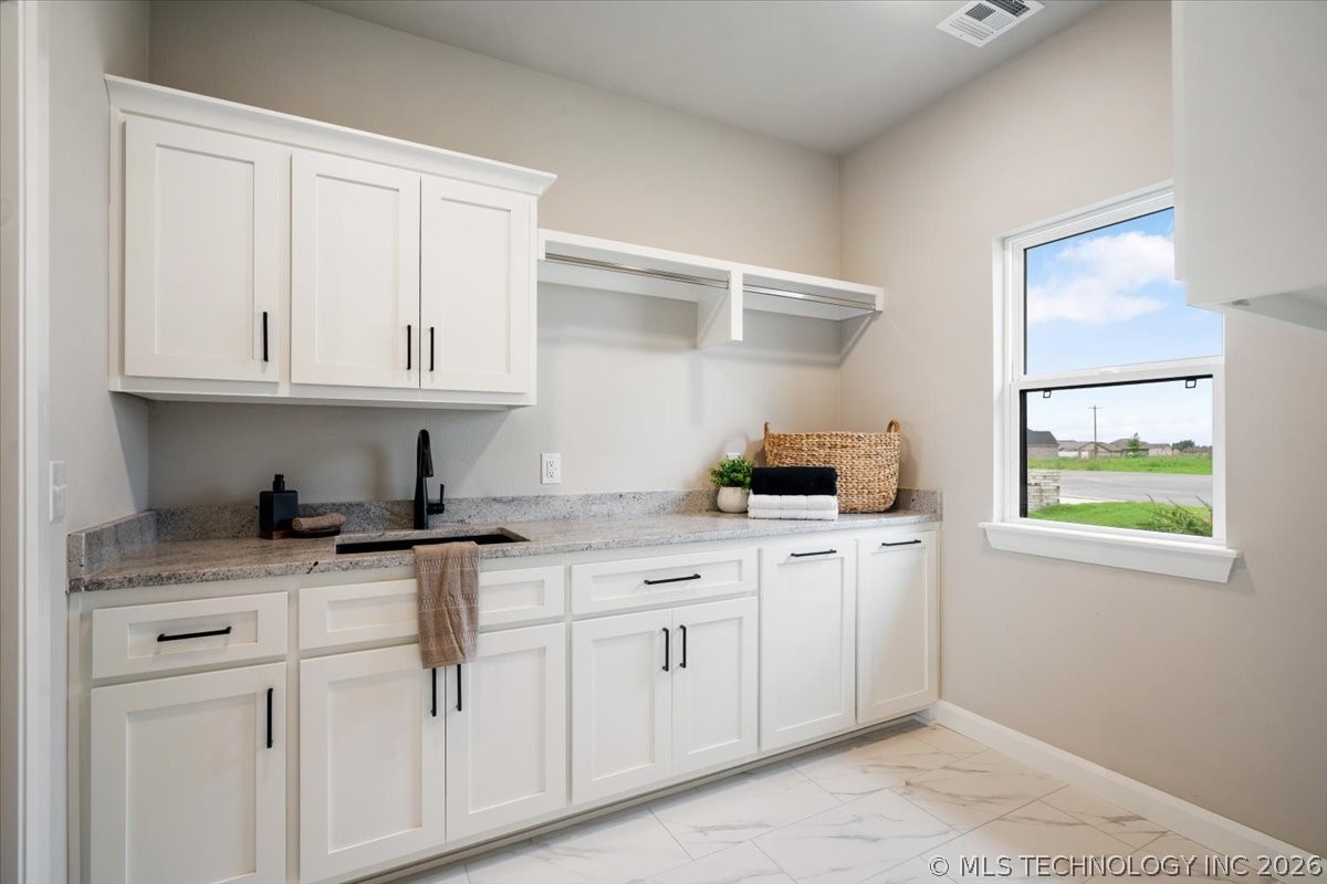 5294 Blackhawk Place Sperry OK 74073