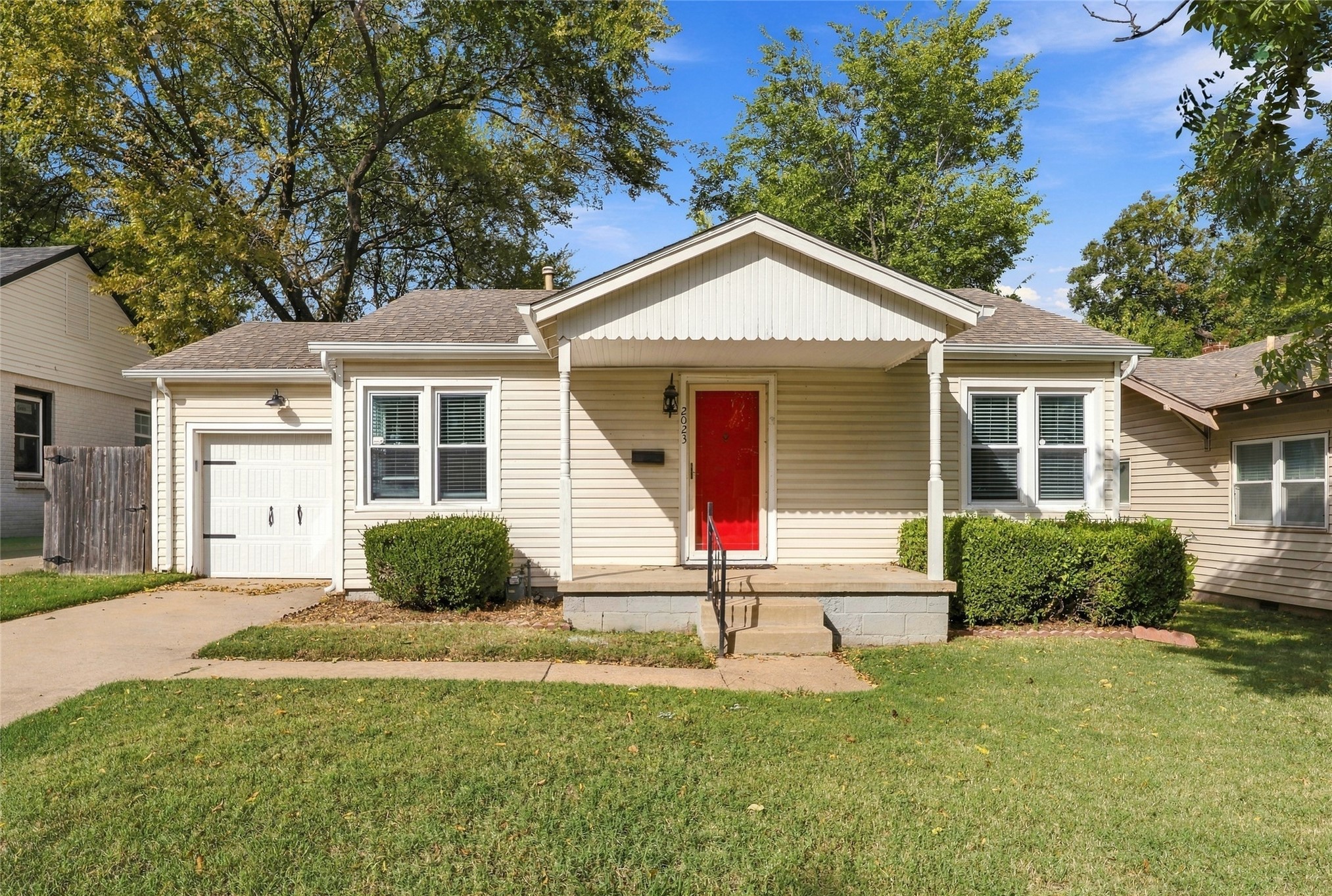 2023 E 12th Place Tulsa OK 74104