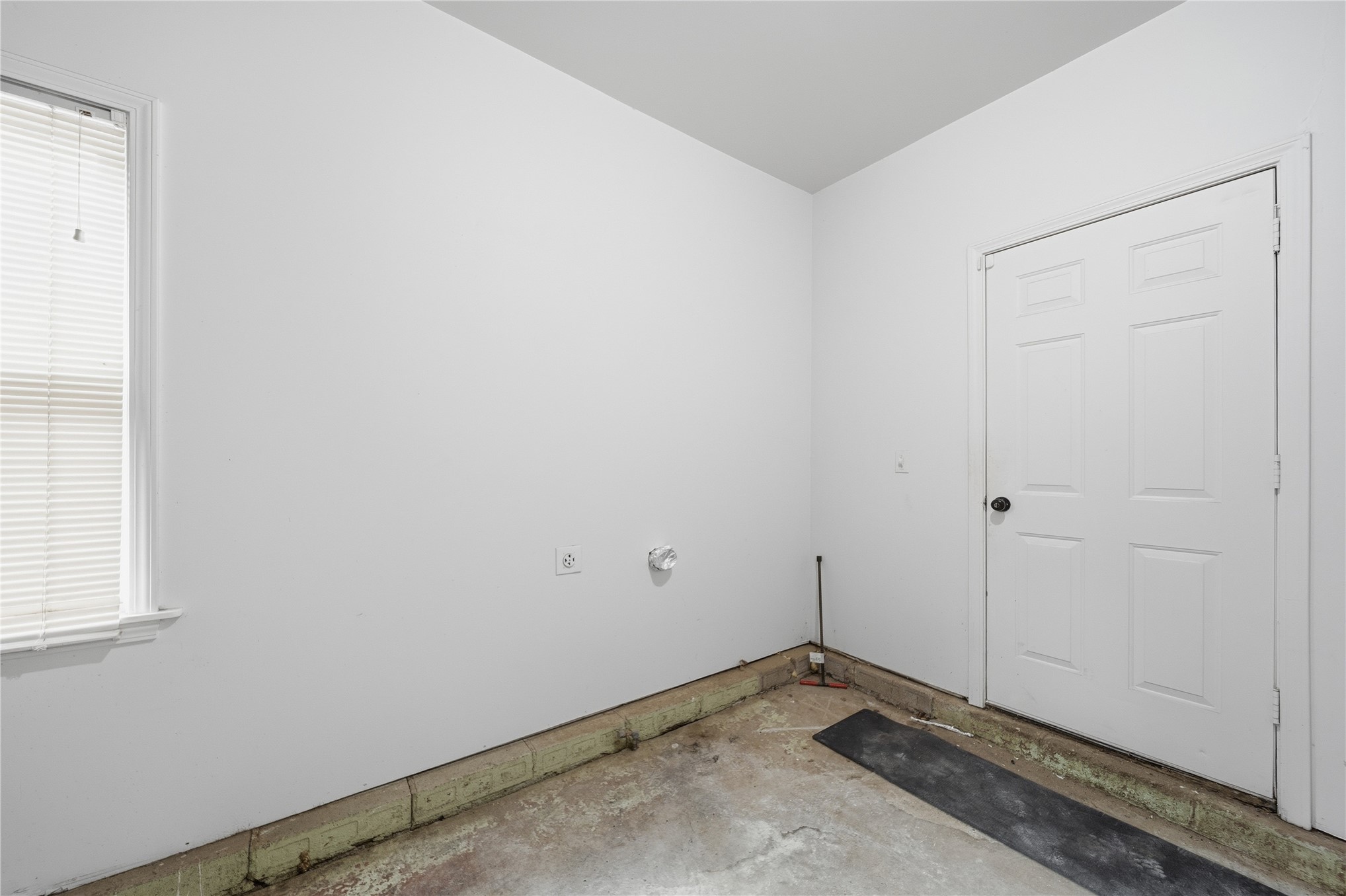 2023 E 12th Place Tulsa OK 74104