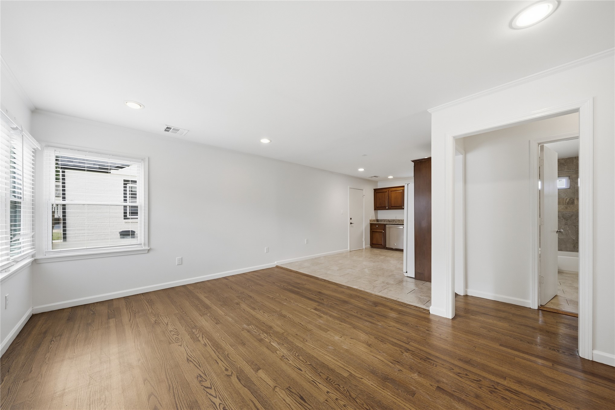 2023 E 12th Place Tulsa OK 74104