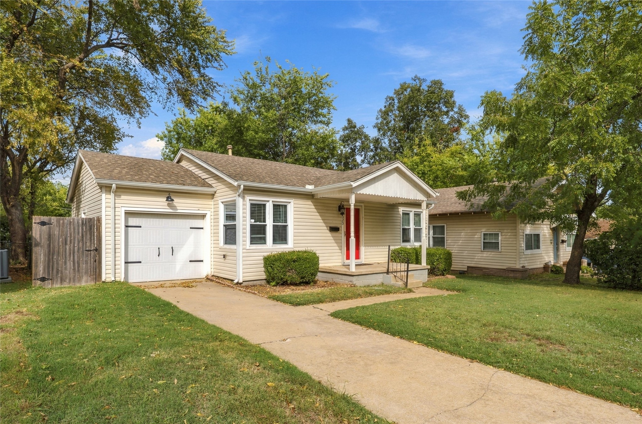 2023 E 12th Place Tulsa OK 74104