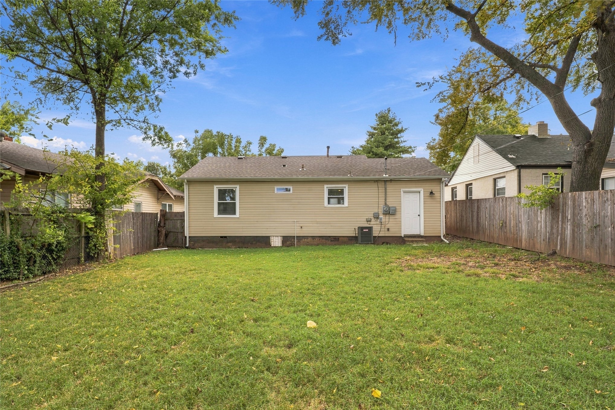 2023 E 12th Place Tulsa OK 74104