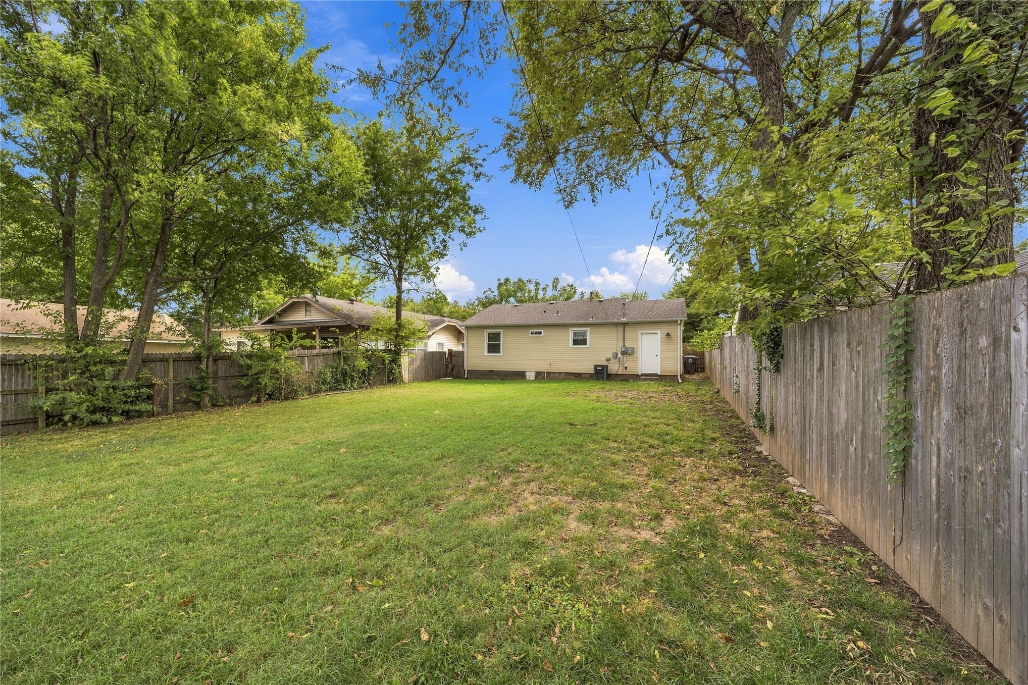 2023 E 12th Place Tulsa OK 74104