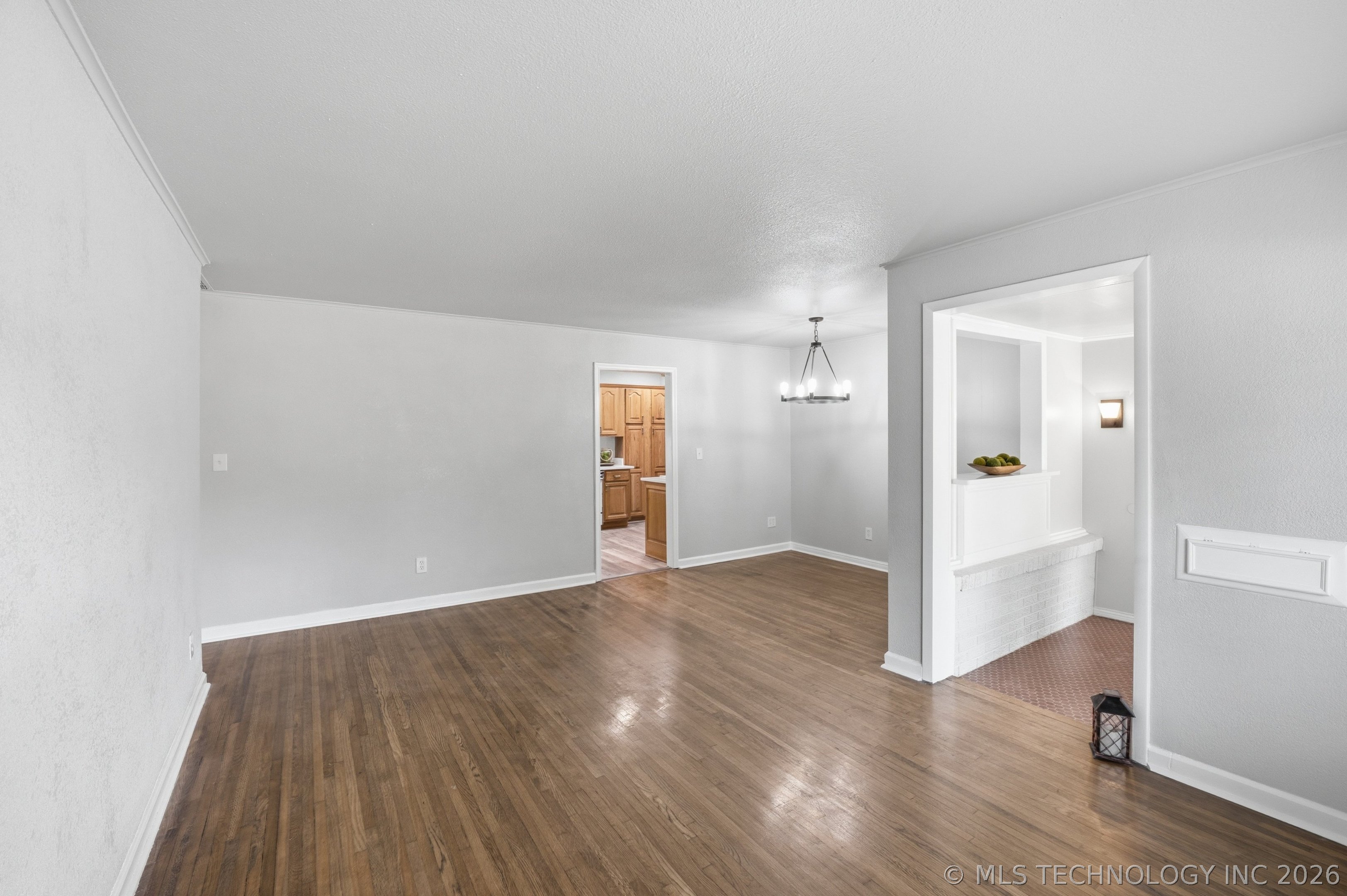 4132 E 36th Place Tulsa OK 74135