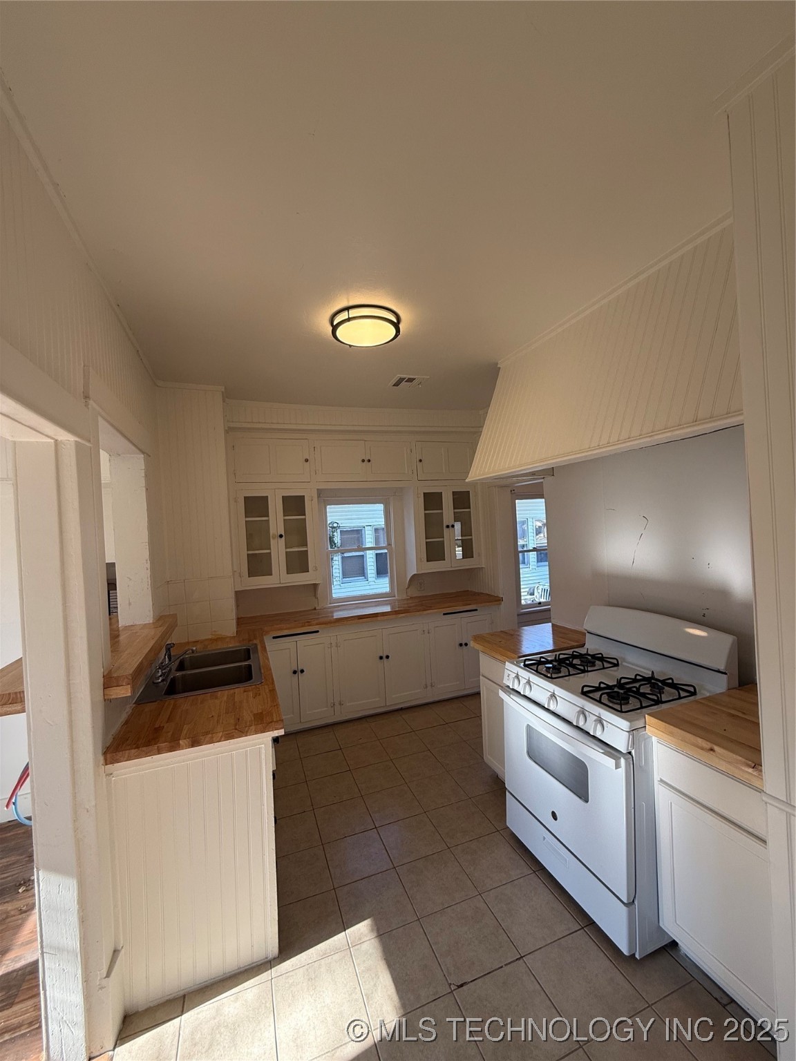 517 E 12th Ada OK 74820