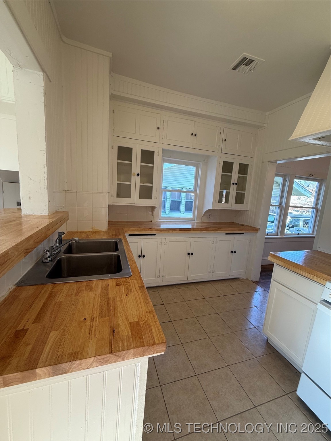 517 E 12th Ada OK 74820