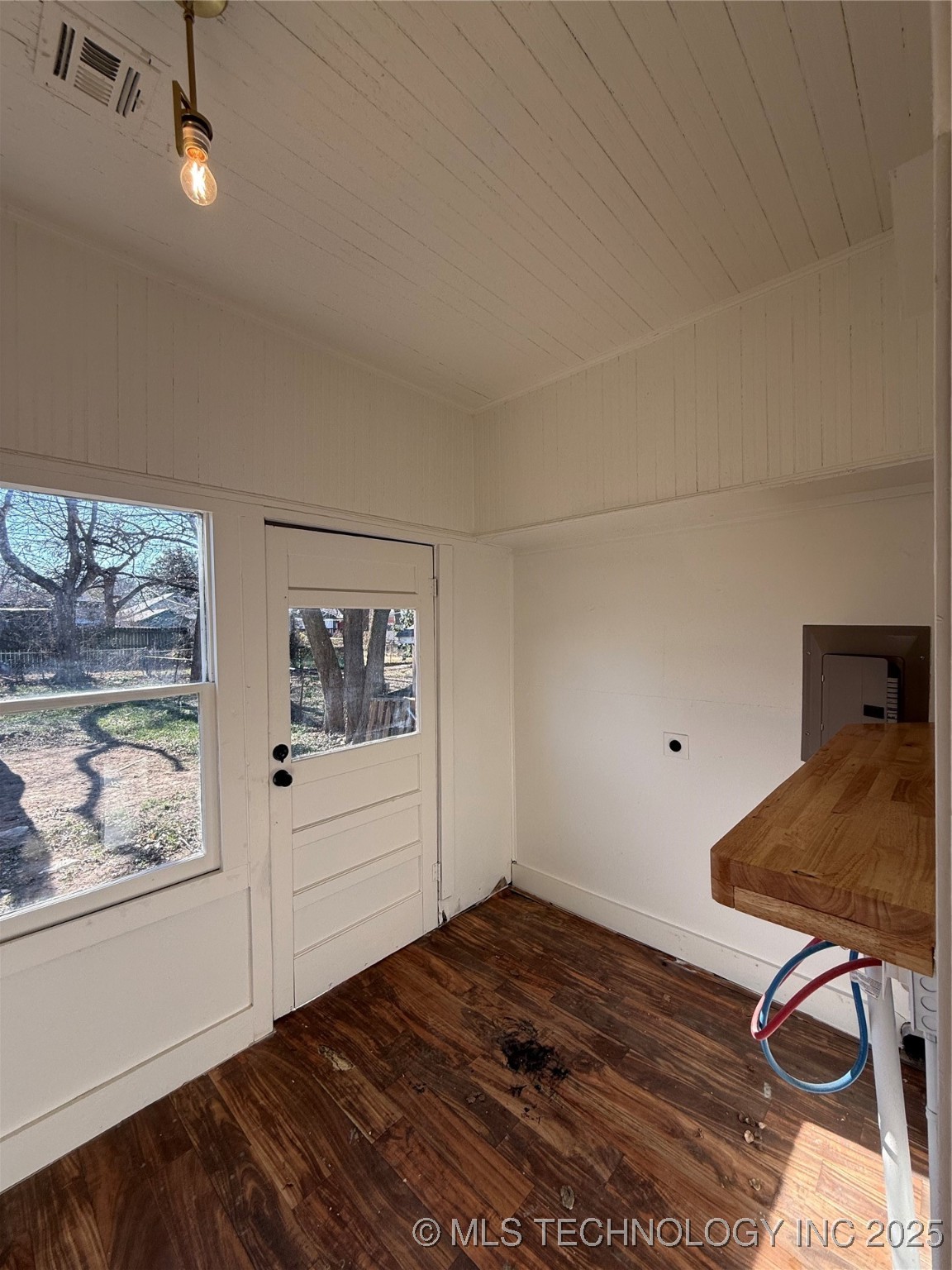 517 E 12th Ada OK 74820