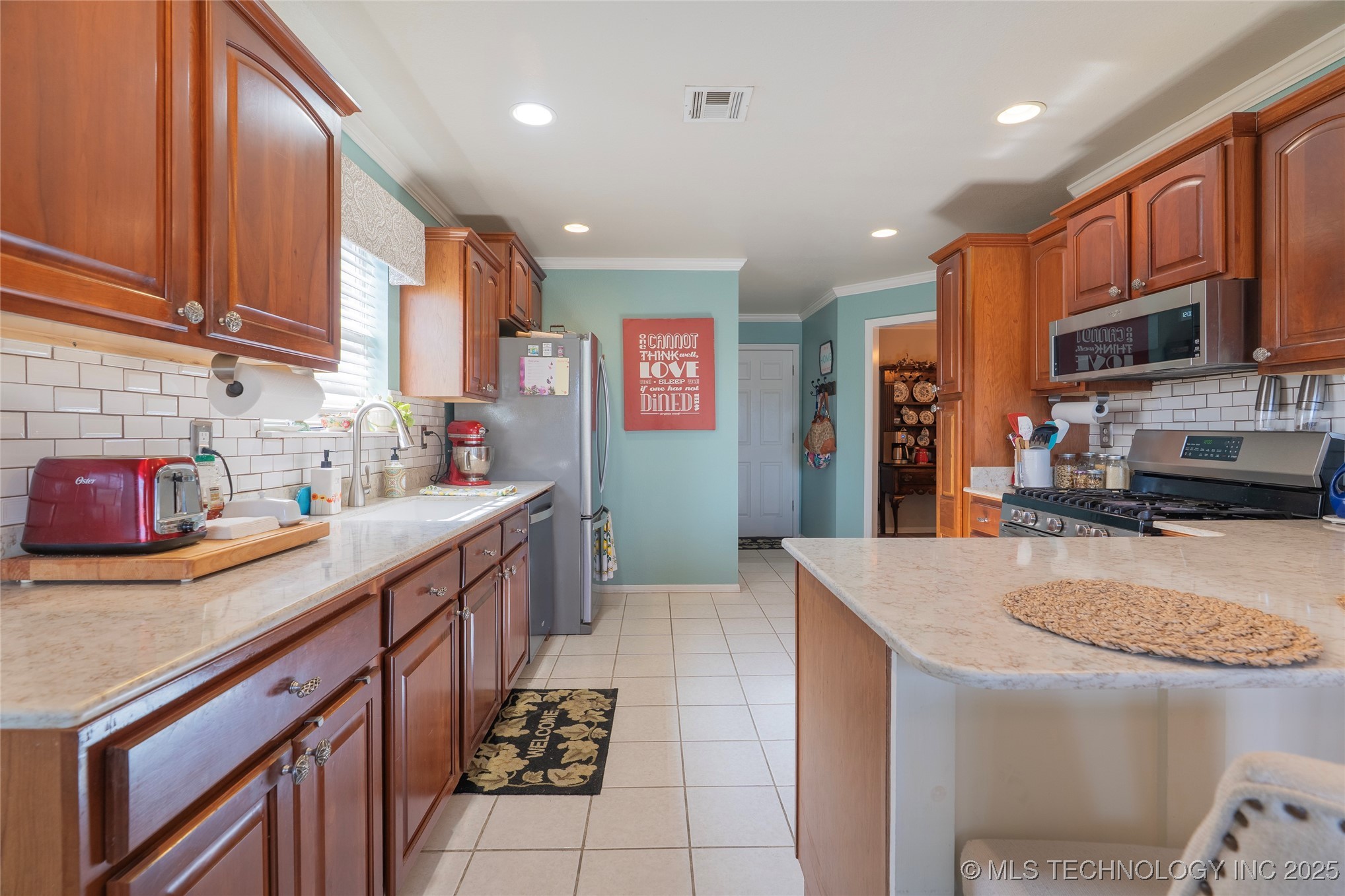 1102 S Catalina Drive Oologah OK 74053