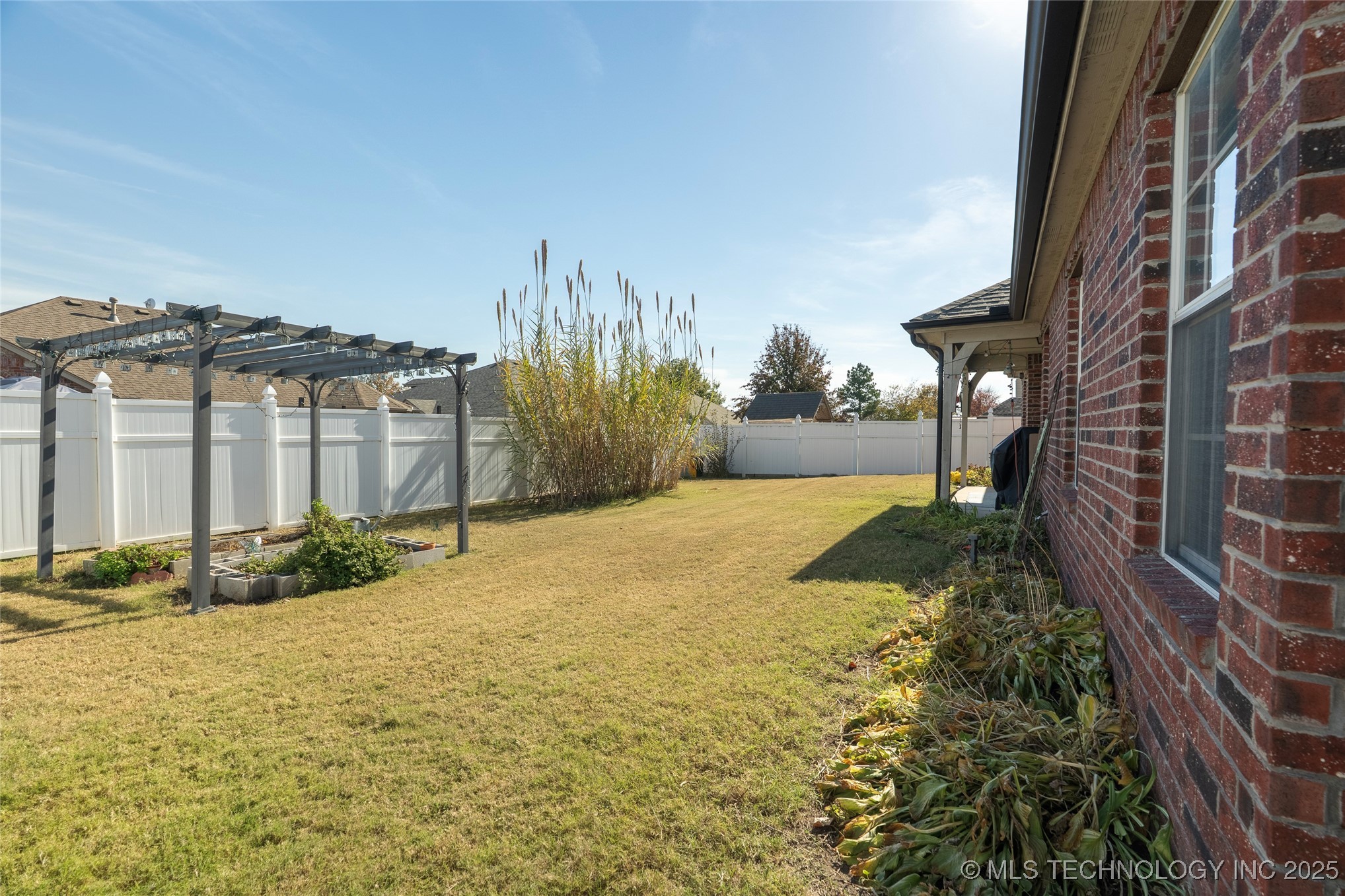 1102 S Catalina Drive Oologah OK 74053