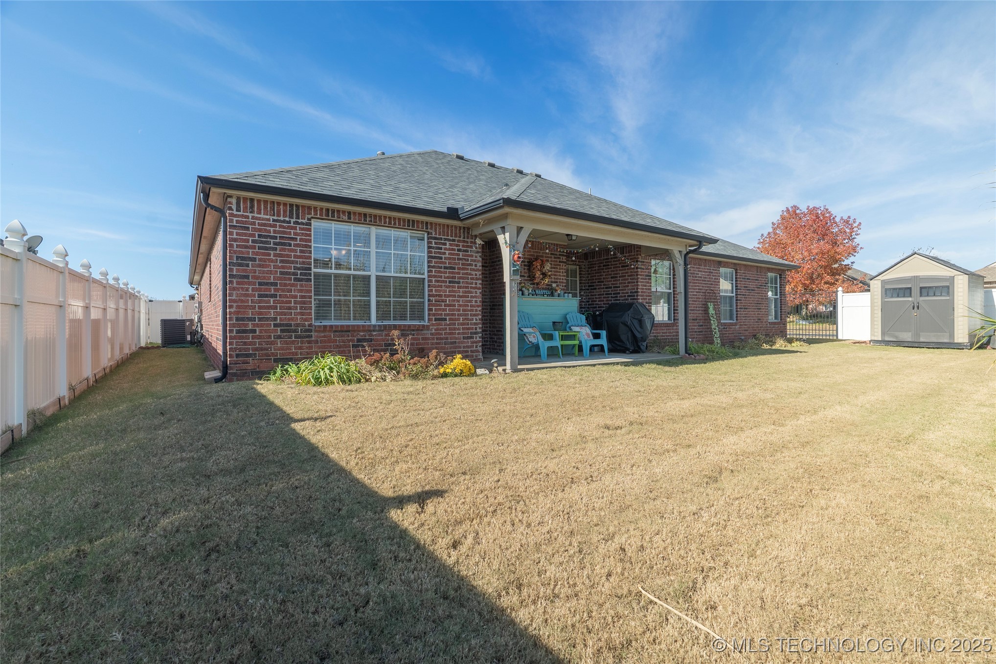 1102 S Catalina Drive Oologah OK 74053