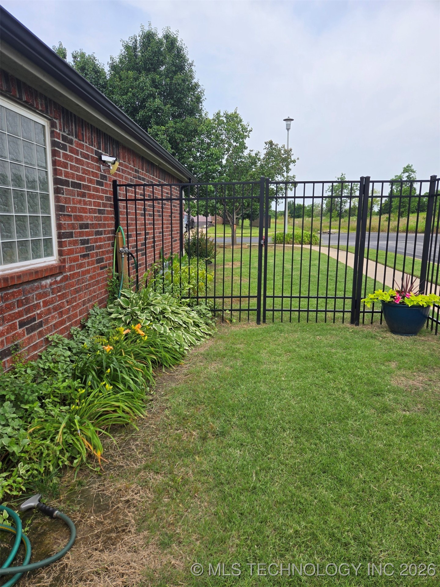 1102 S Catalina Drive Oologah OK 74053