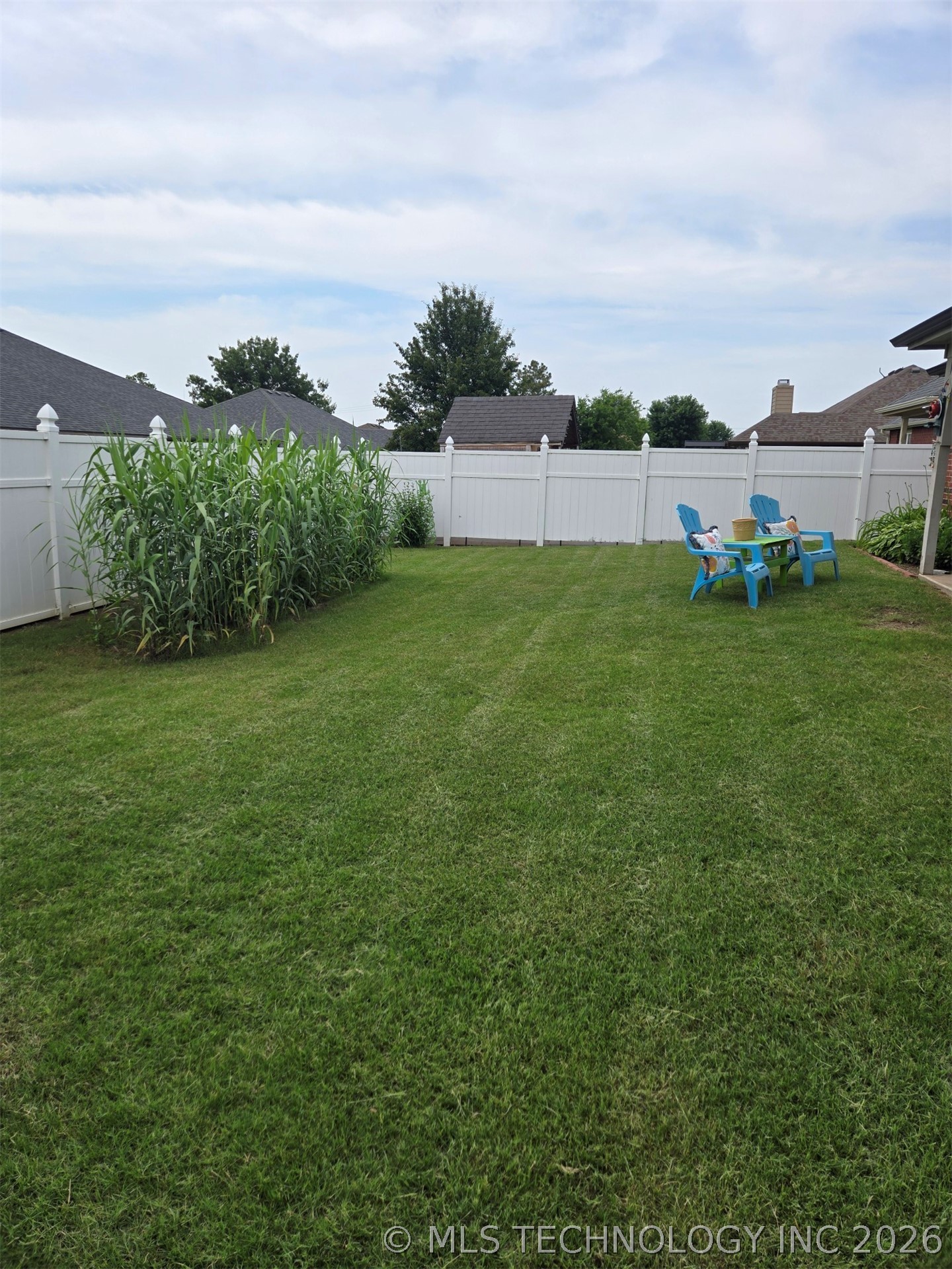 1102 S Catalina Drive Oologah OK 74053