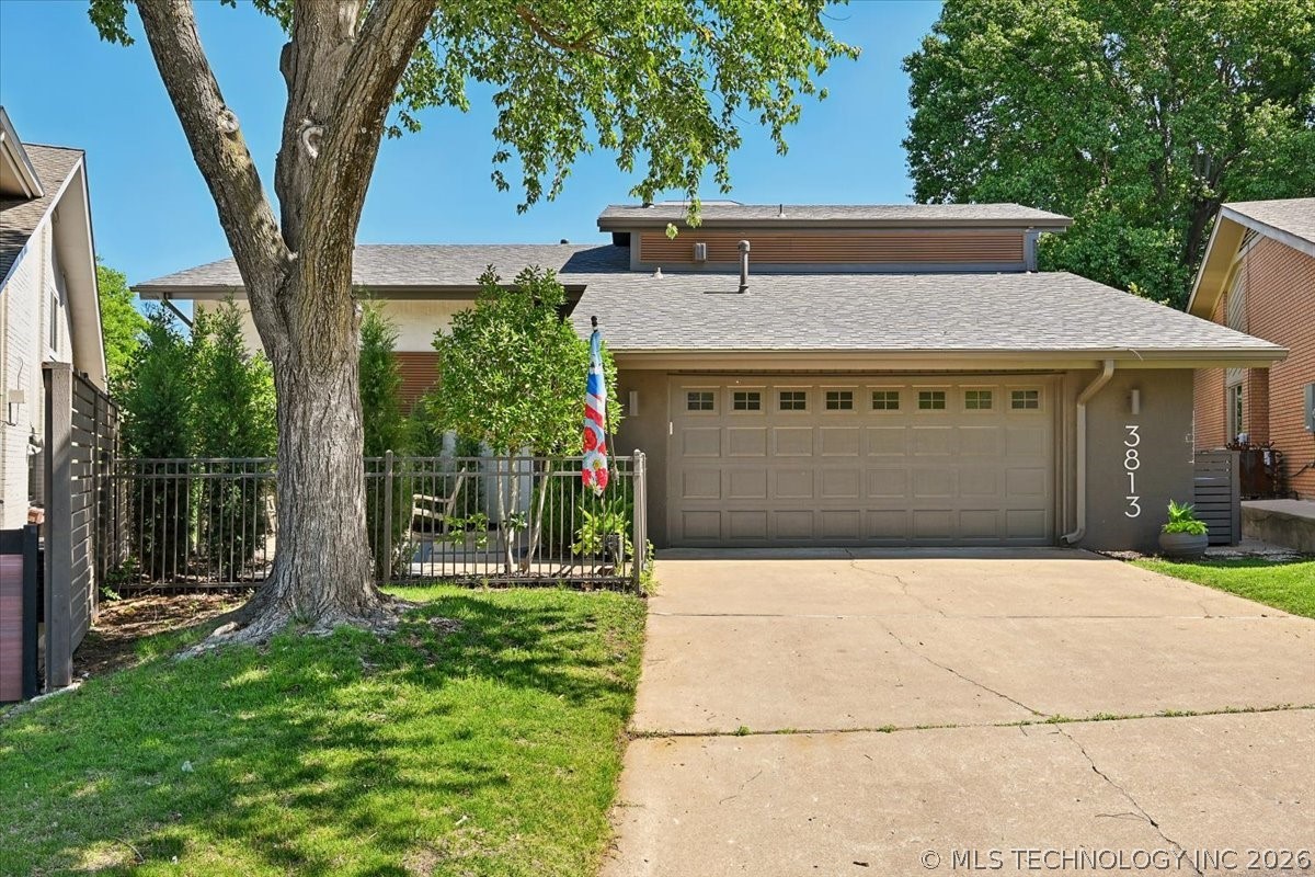 3813 E 64th Place Tulsa OK 74136
