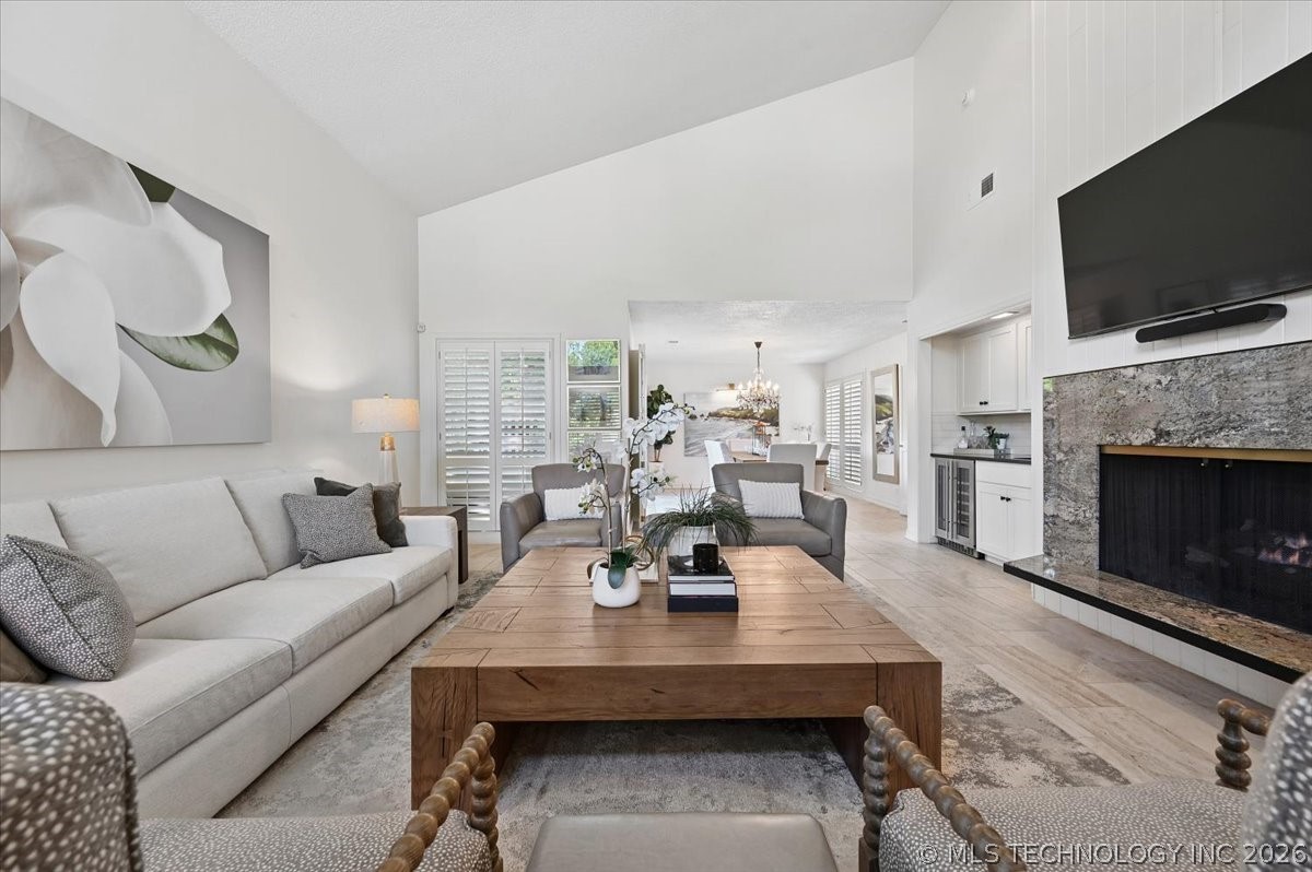 3813 E 64th Place Tulsa OK 74136